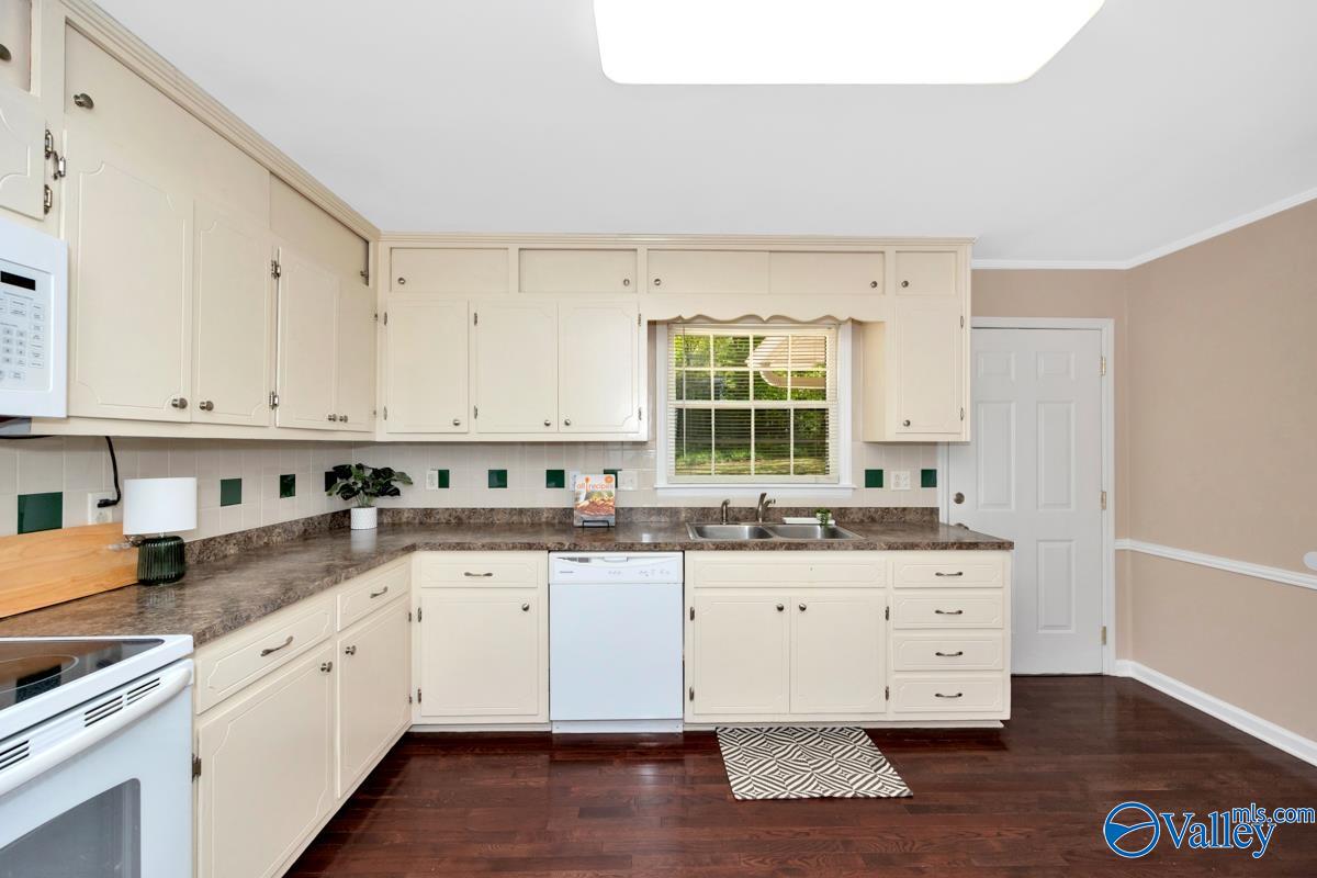 325 Pawnee Trail, Huntsville, Alabama image 9