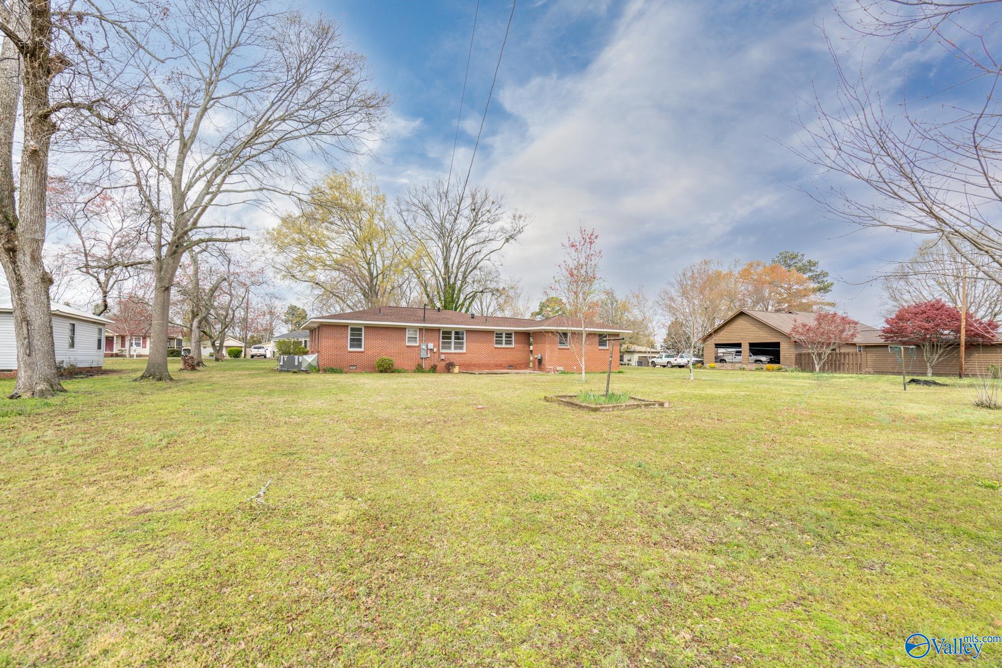 210 Auburn Street, Centre, Alabama image 24