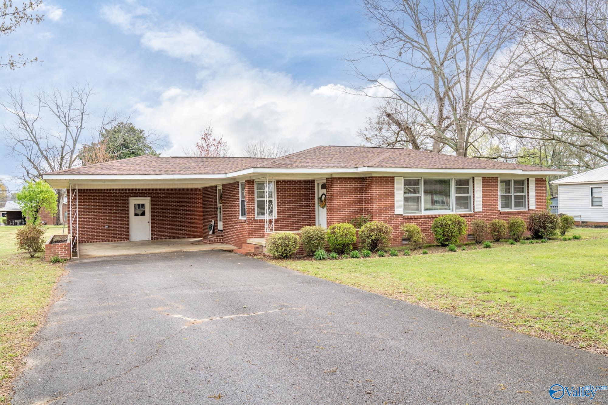 210 Auburn Street, Centre, Alabama image 3
