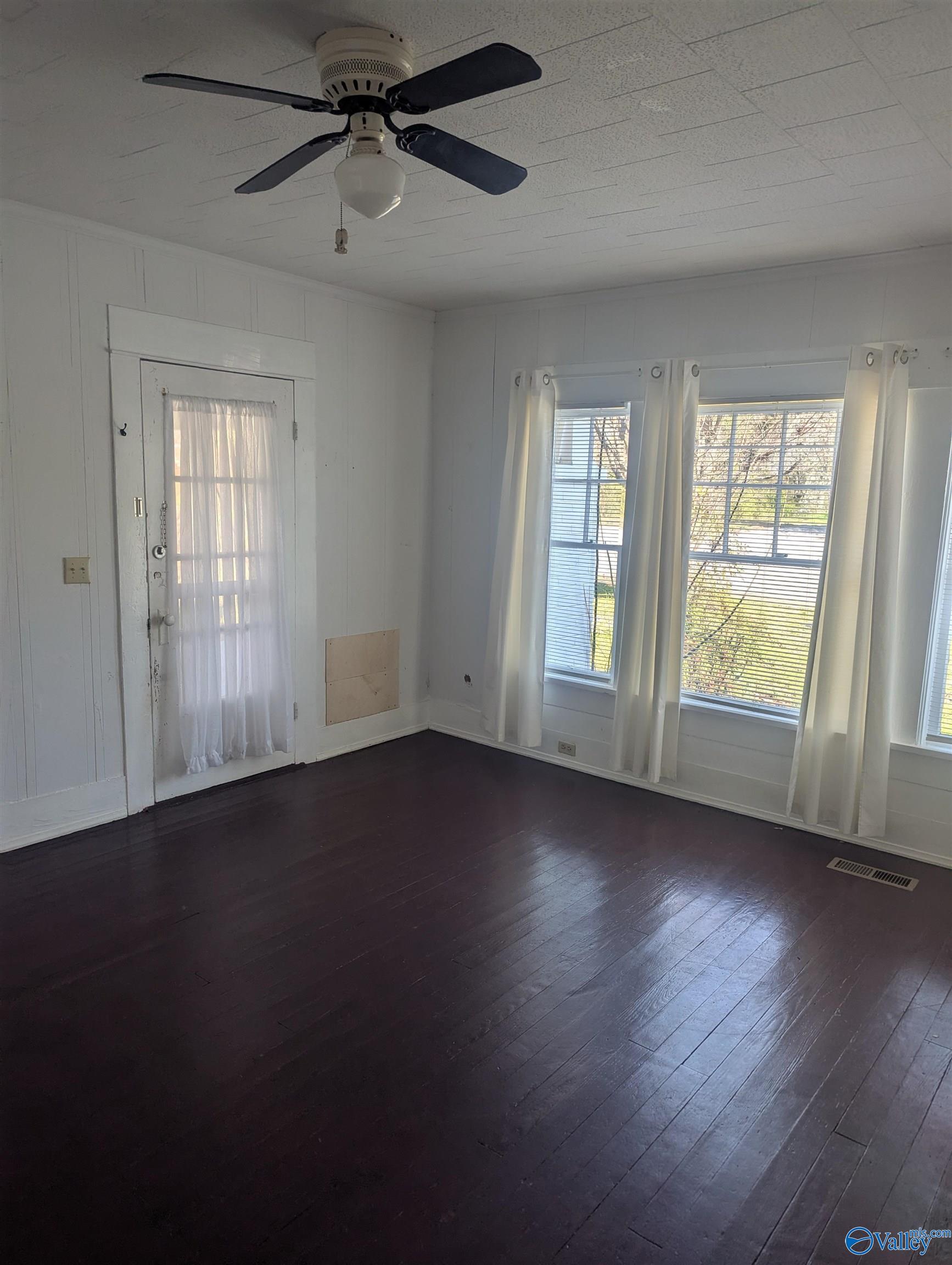312 South River Street, Centre, Alabama image 6