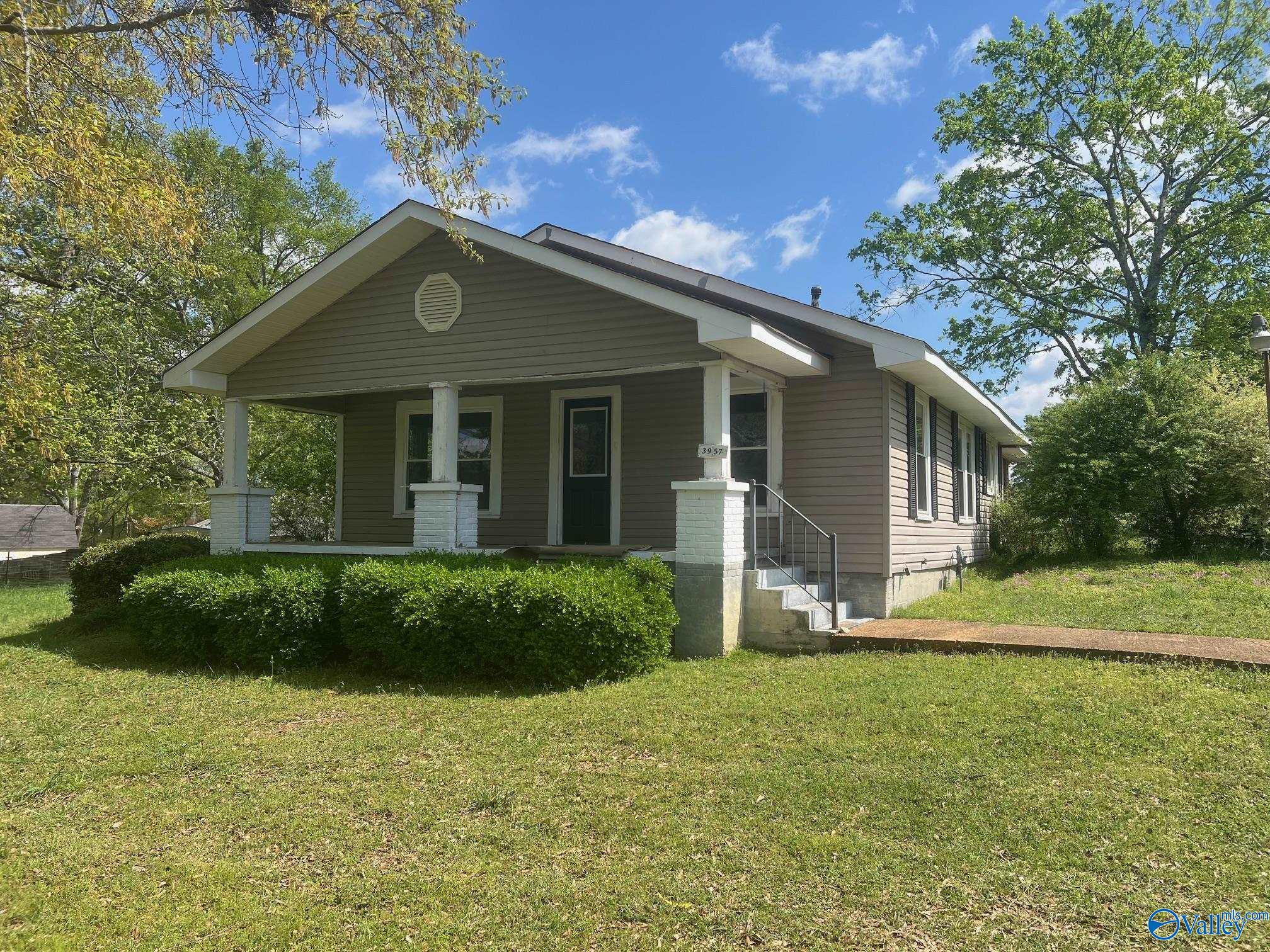 3957 Lister Ferry Road, Rainbow City, Alabama image 1