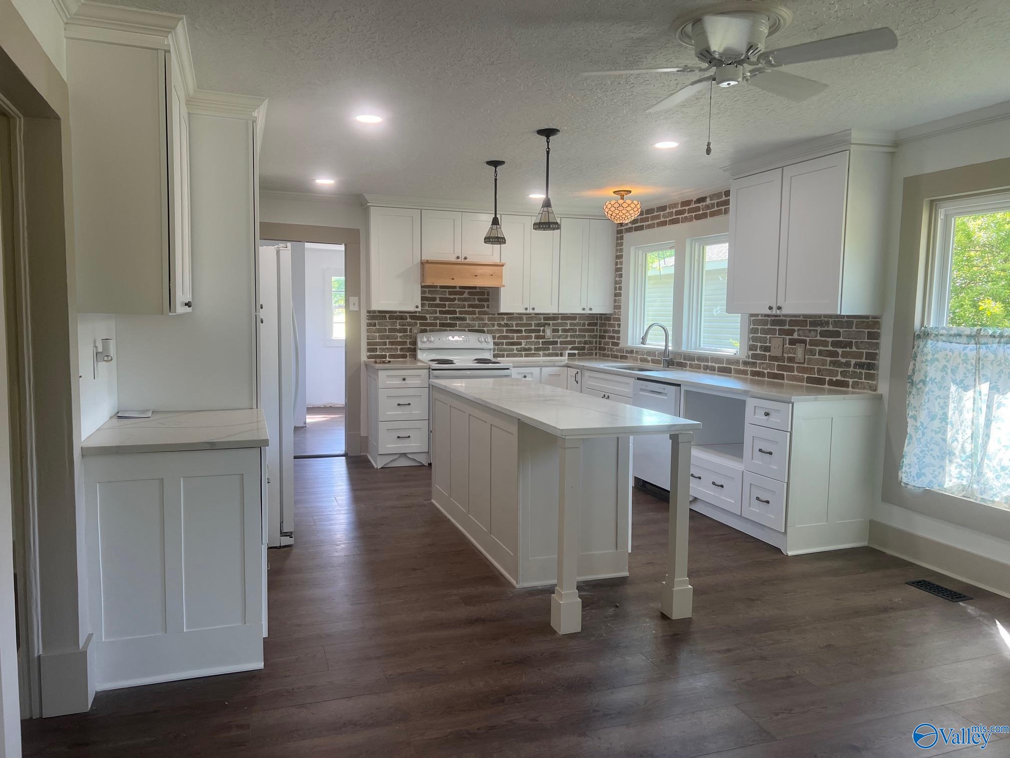 3957 Lister Ferry Road, Rainbow City, Alabama image 9