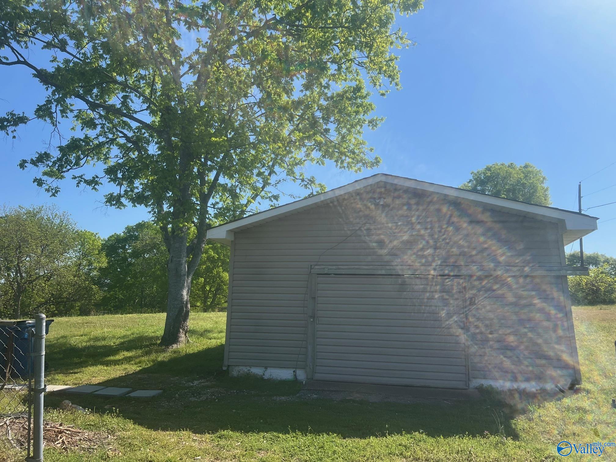 3957 Lister Ferry Road, Rainbow City, Alabama image 5