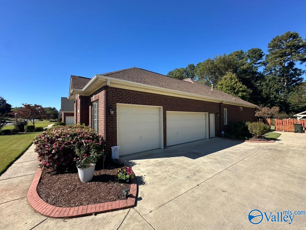 111 Holbrook Drive