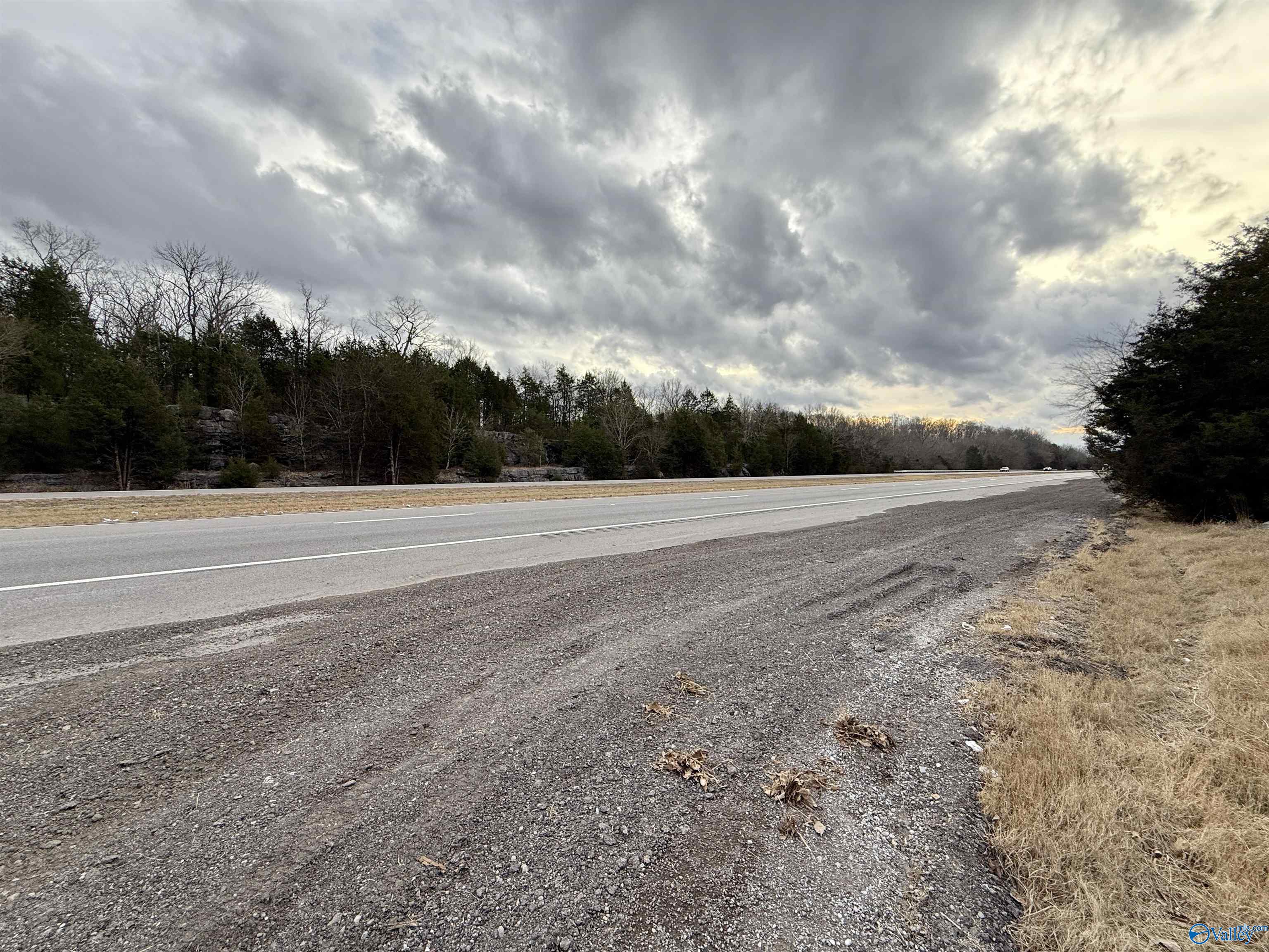 1,068 AC Highway 72