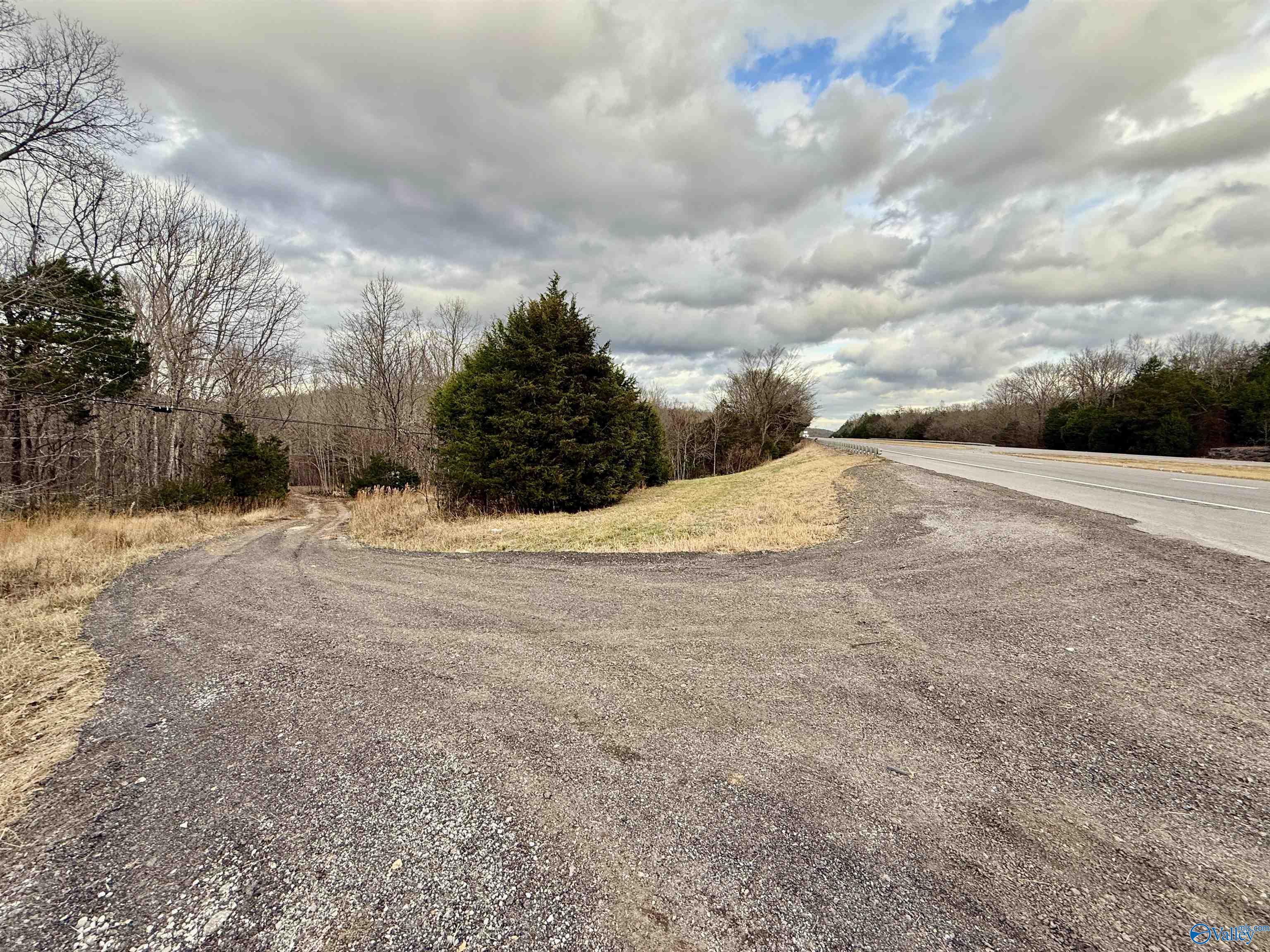 1,068 AC Highway 72
