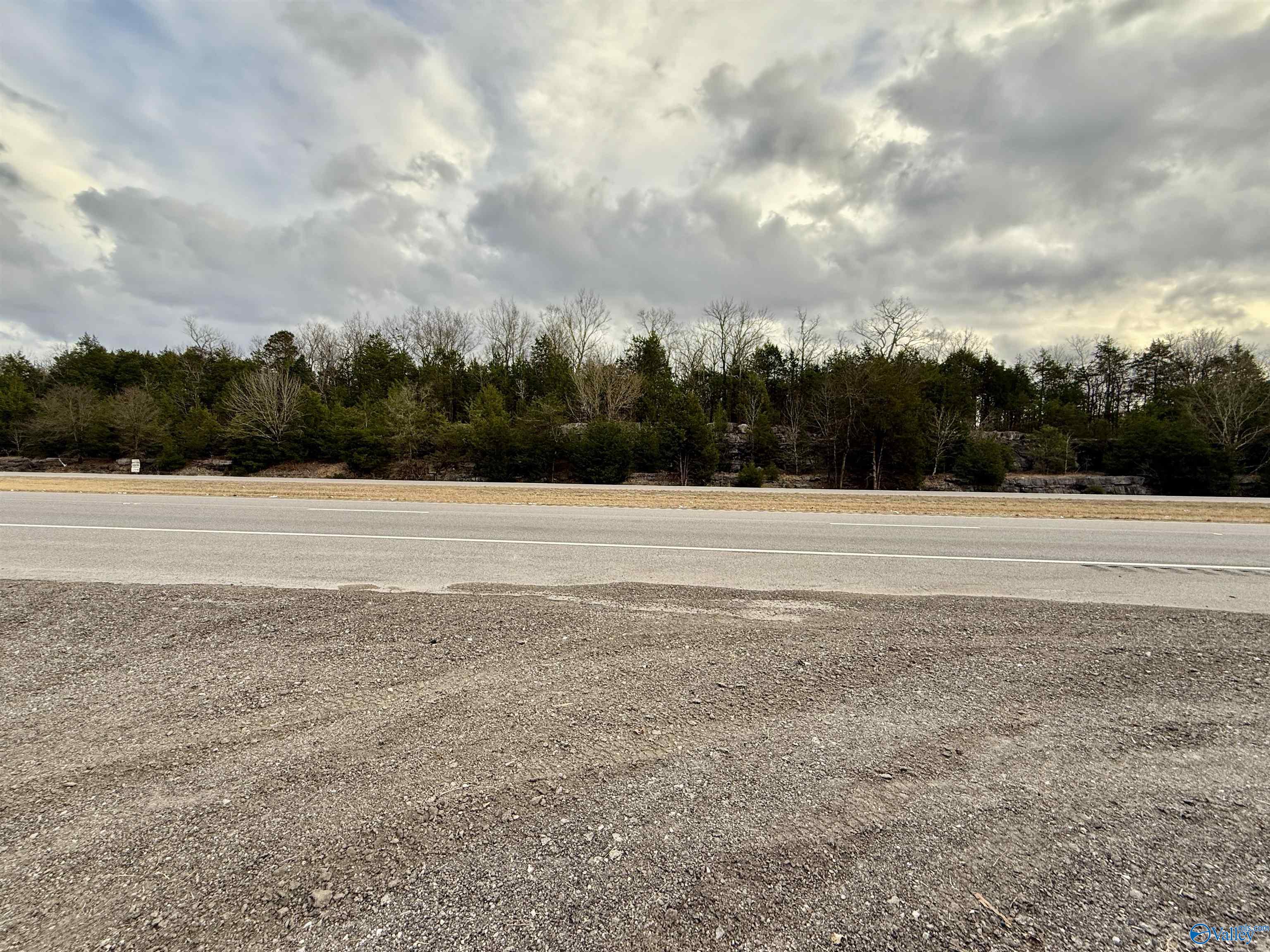 1,068 AC Highway 72