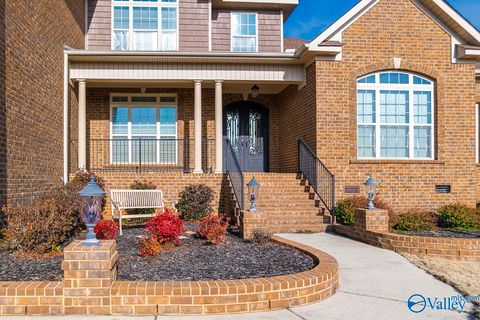 Homes For Sale - 123 Forest Ridge Drive<br/> Huntsville, AL 35806