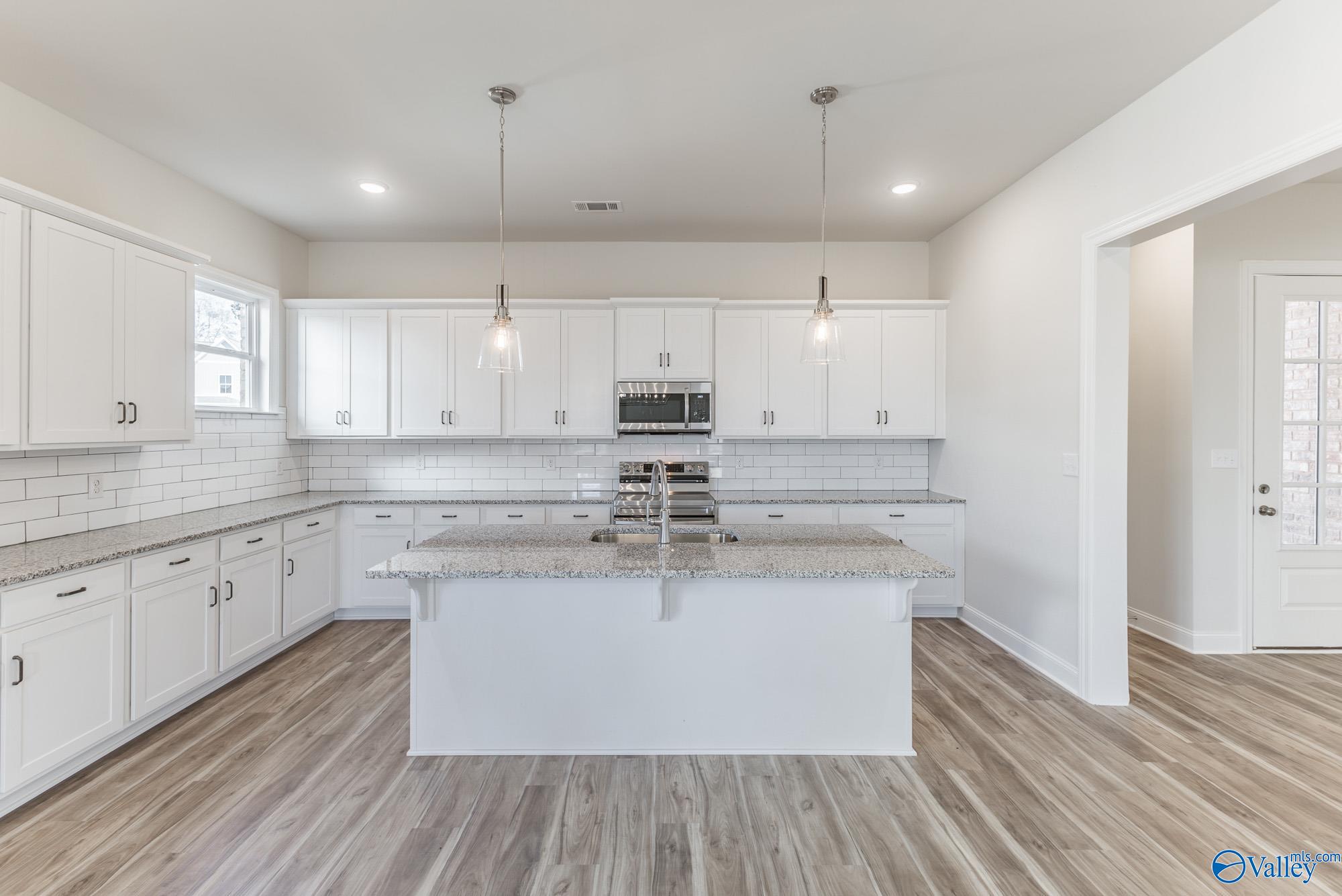 121 Fairways Pass, Meridianville, Alabama image 7
