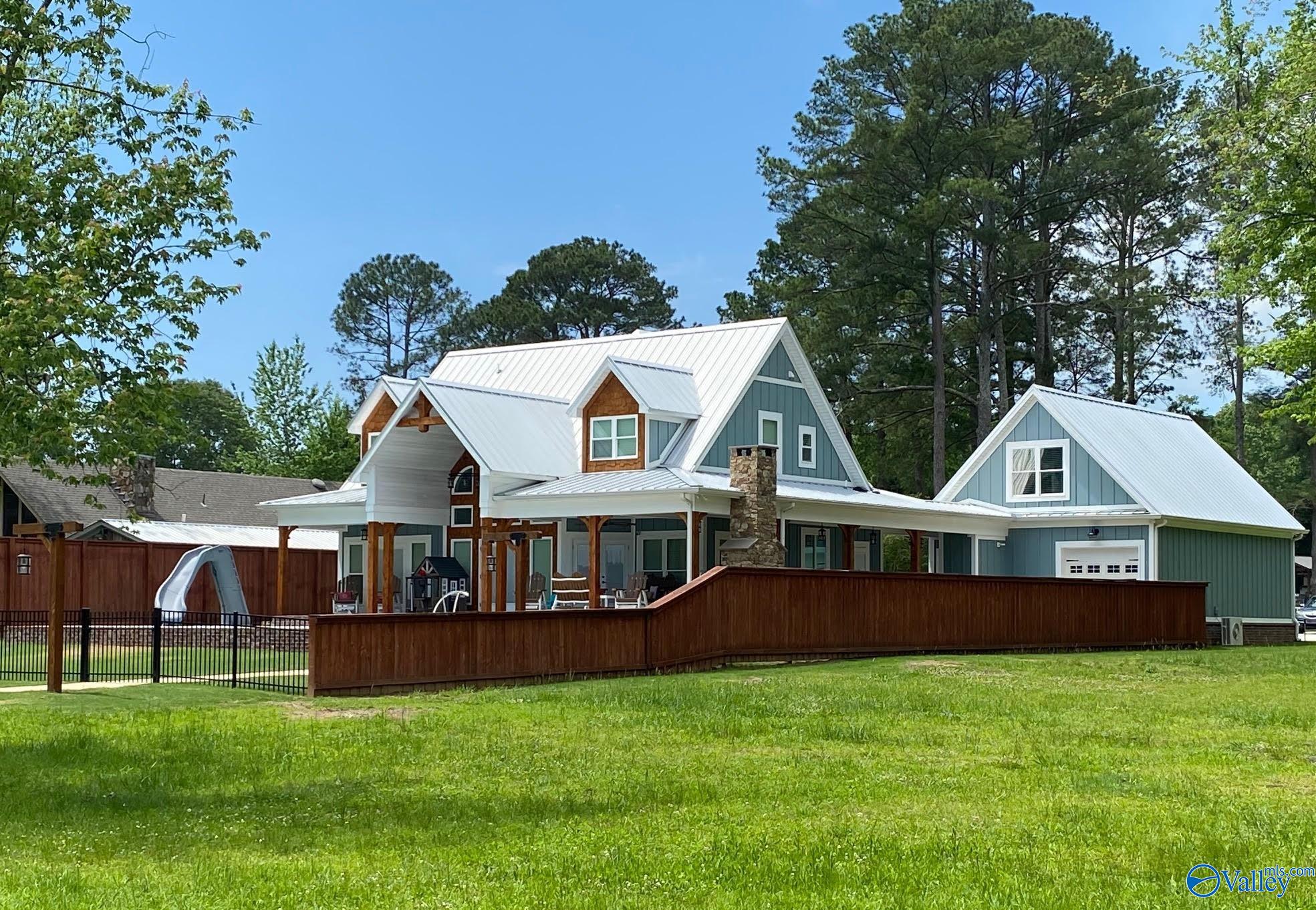233 Lake Blvd, Scottsboro, Alabama image 3