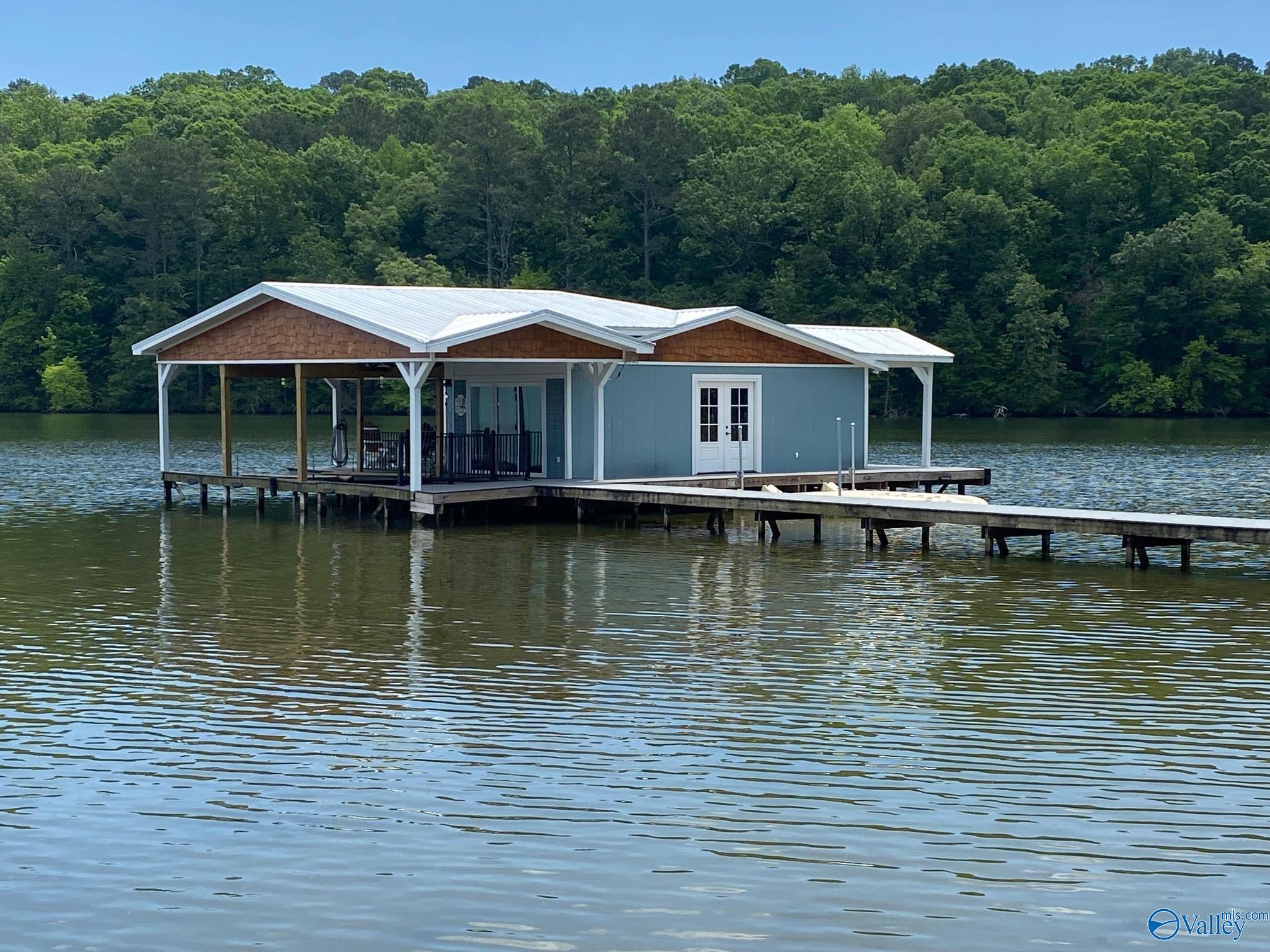 233 Lake Blvd, Scottsboro, Alabama image 2