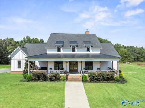 Homes For Sale - 803 Mobbs Hill Road<br/> Union Grove, AL 35175