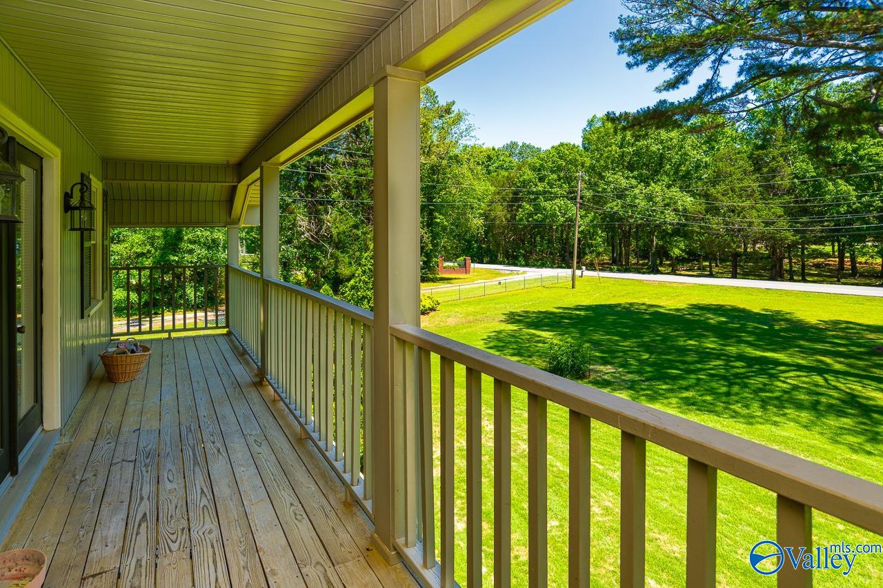1037 Vestavia Drive, Decatur, Alabama image 30