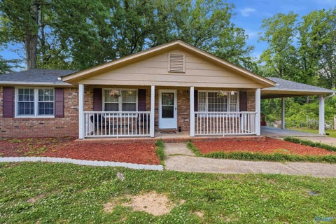 Homes For Sale - 513 Rivermont Road<br/> Florence, AL 35634