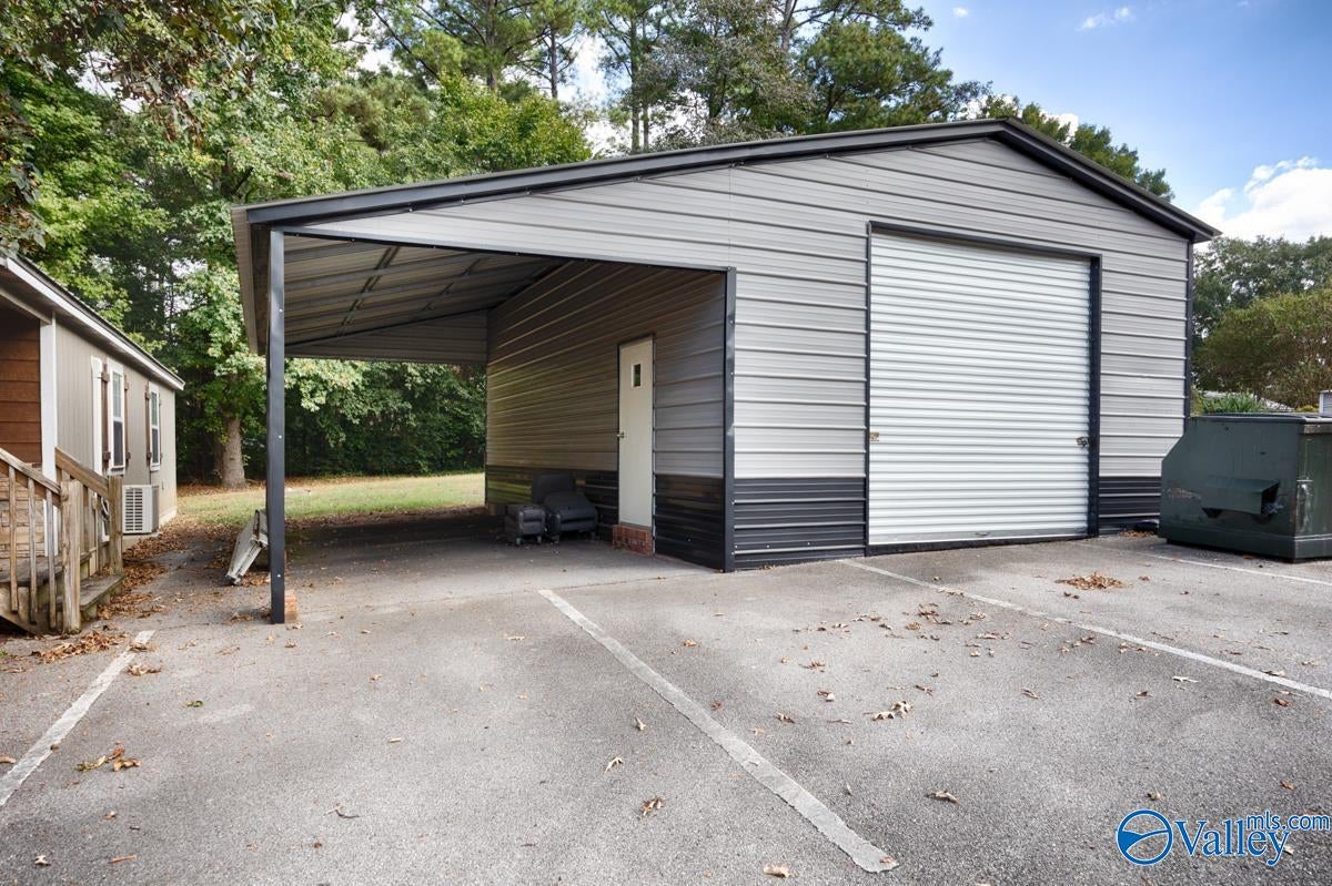 9048 Segars Road