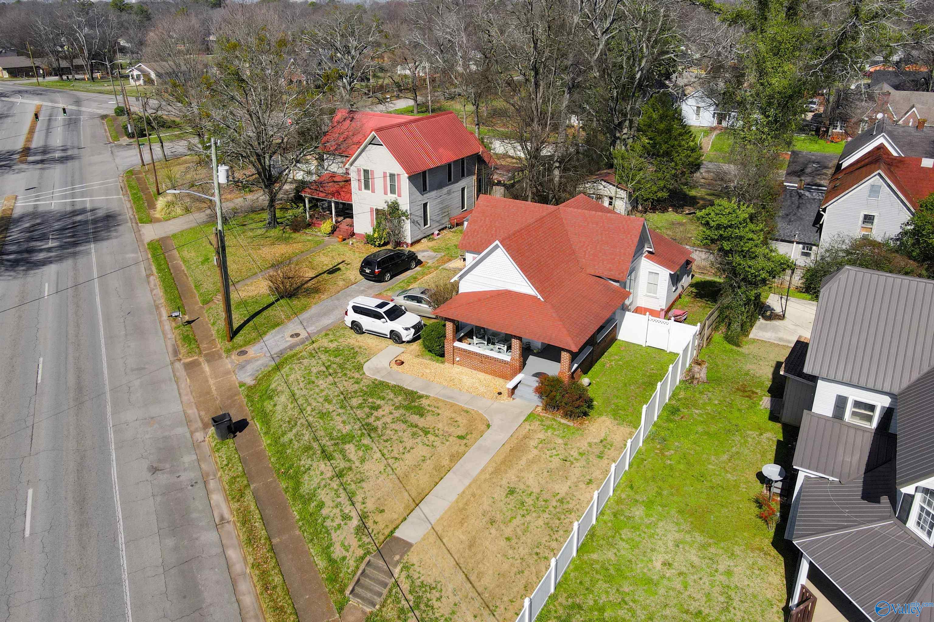 403 Gordon Drive, Decatur, Alabama image 5