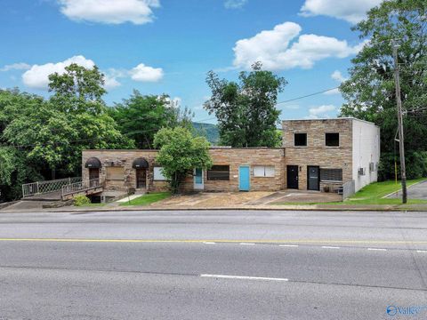Homes For Sale - 627 Gunter Avenue<br/> Marshall County, Guntersville, AL 35976