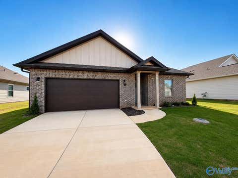 Homes For Sale - 154 Fenwick Place<br/> Harvest, AL 35749