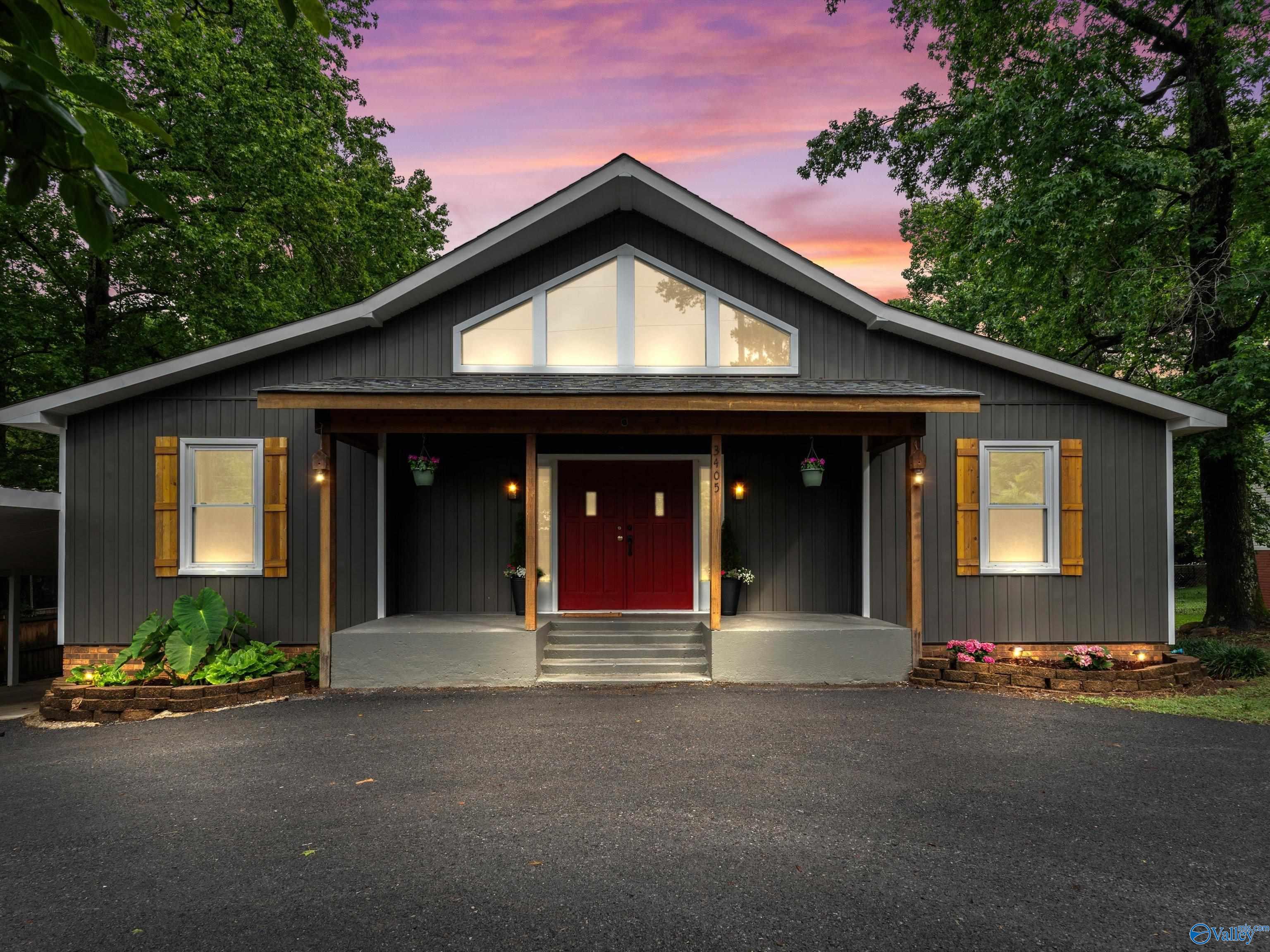 3405 Country Club Circle