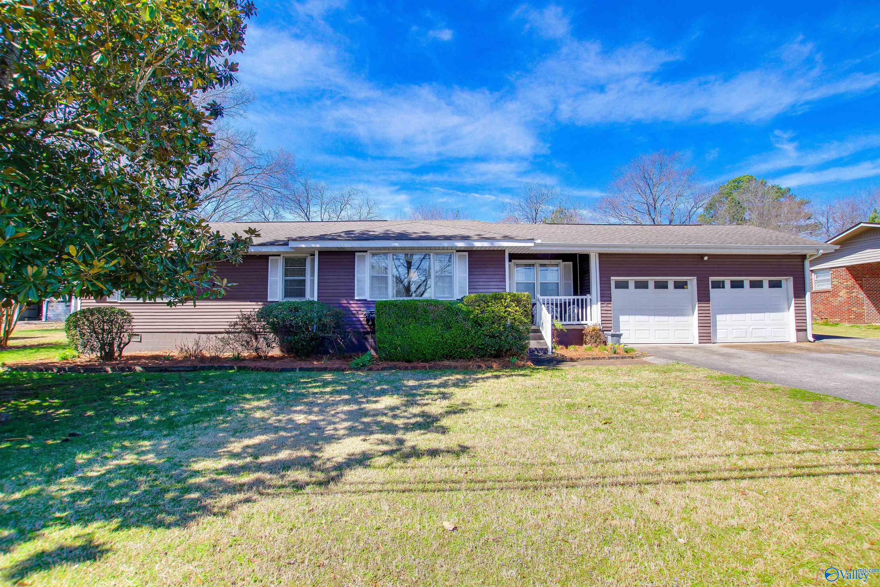 505 Nelson Street, Hartselle, Alabama image 1