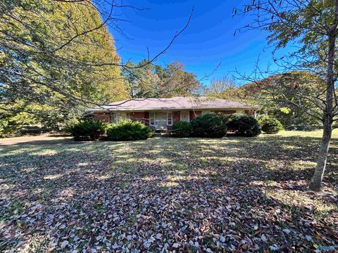 Photo of 765 Oak Grove Road, Goodsprings, TN 38460 (MLS # 21905365)