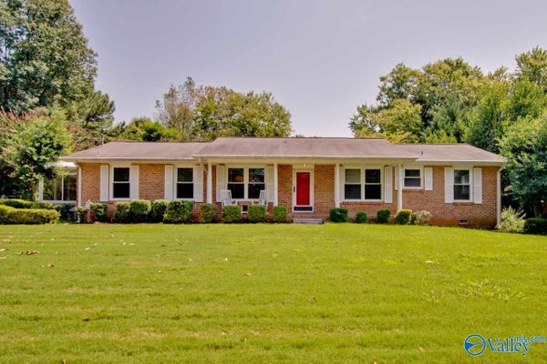 5619 ALTA DENA ST SW, HUNTSVILLE, AL 35802 - Image d1ff46ce593d733f99fced3f578017bd/1938342007