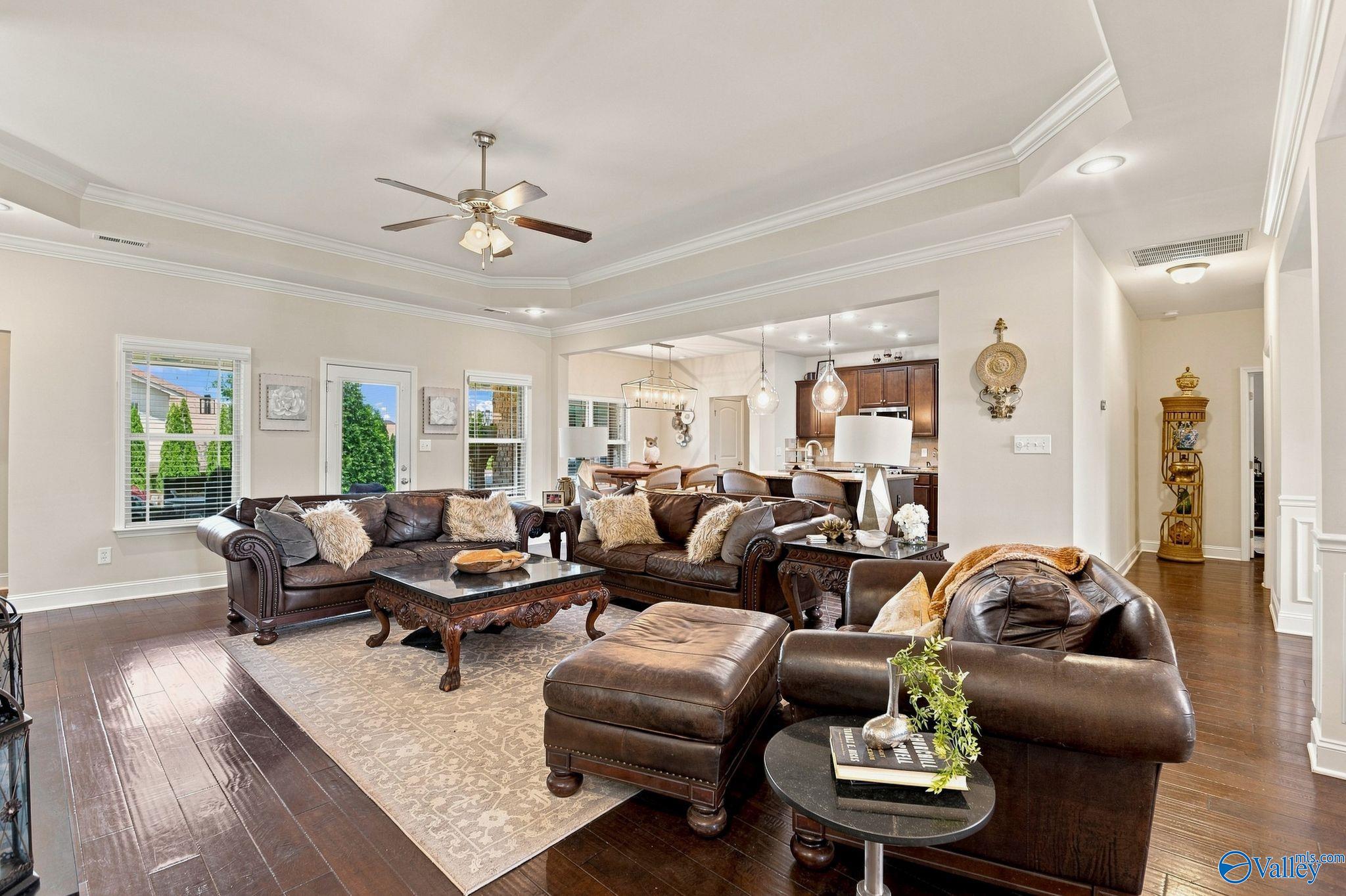 12 Nutcracker Lane SW
