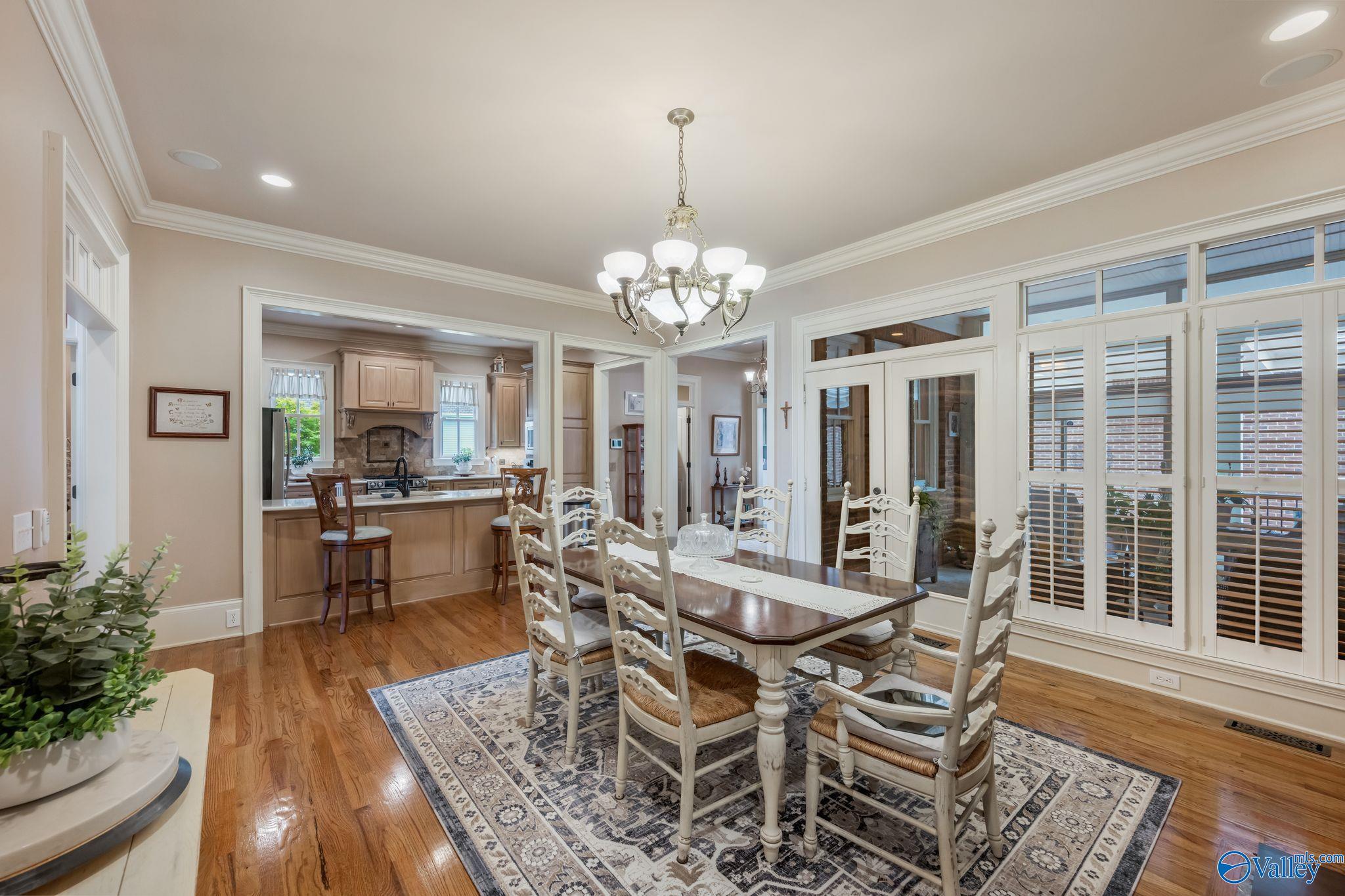 8 King Georges Way, Huntsville, Alabama image 18