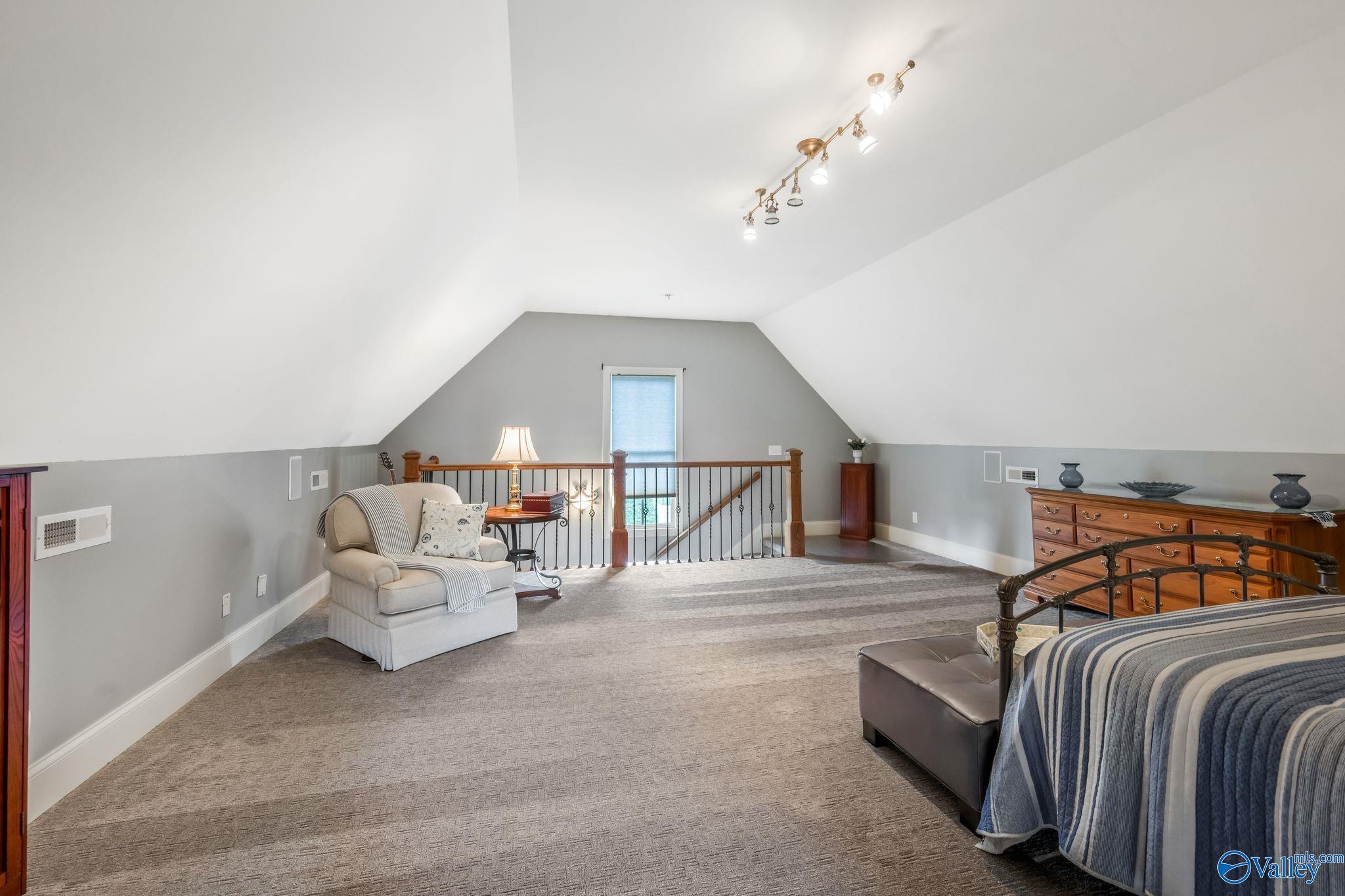8 King Georges Way, Huntsville, Alabama image 37