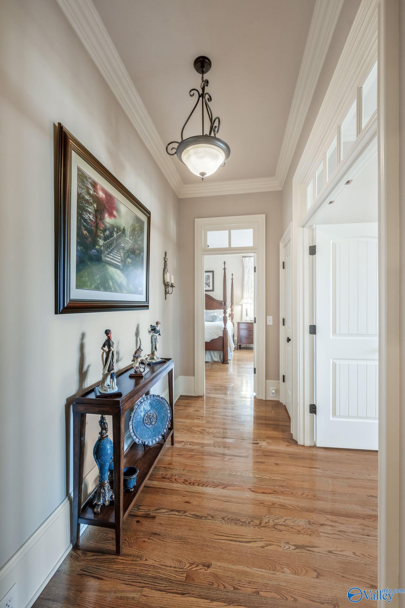8 King Georges Way, Huntsville, Alabama image 5