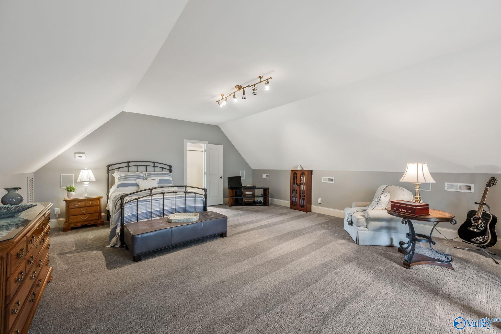 8 King Georges Way, Huntsville, Alabama image 36
