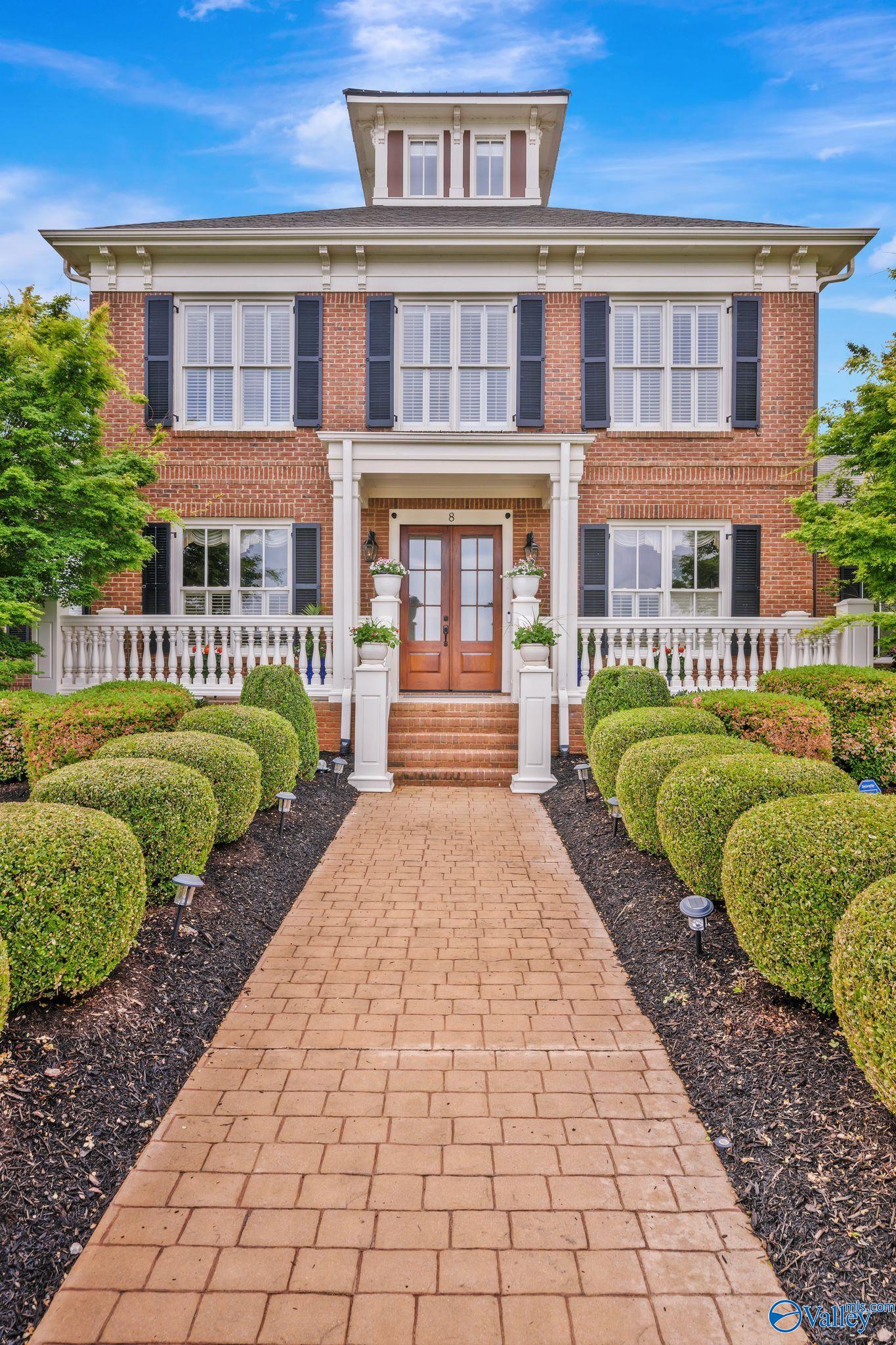 8 King Georges Way, Huntsville, Alabama image 2