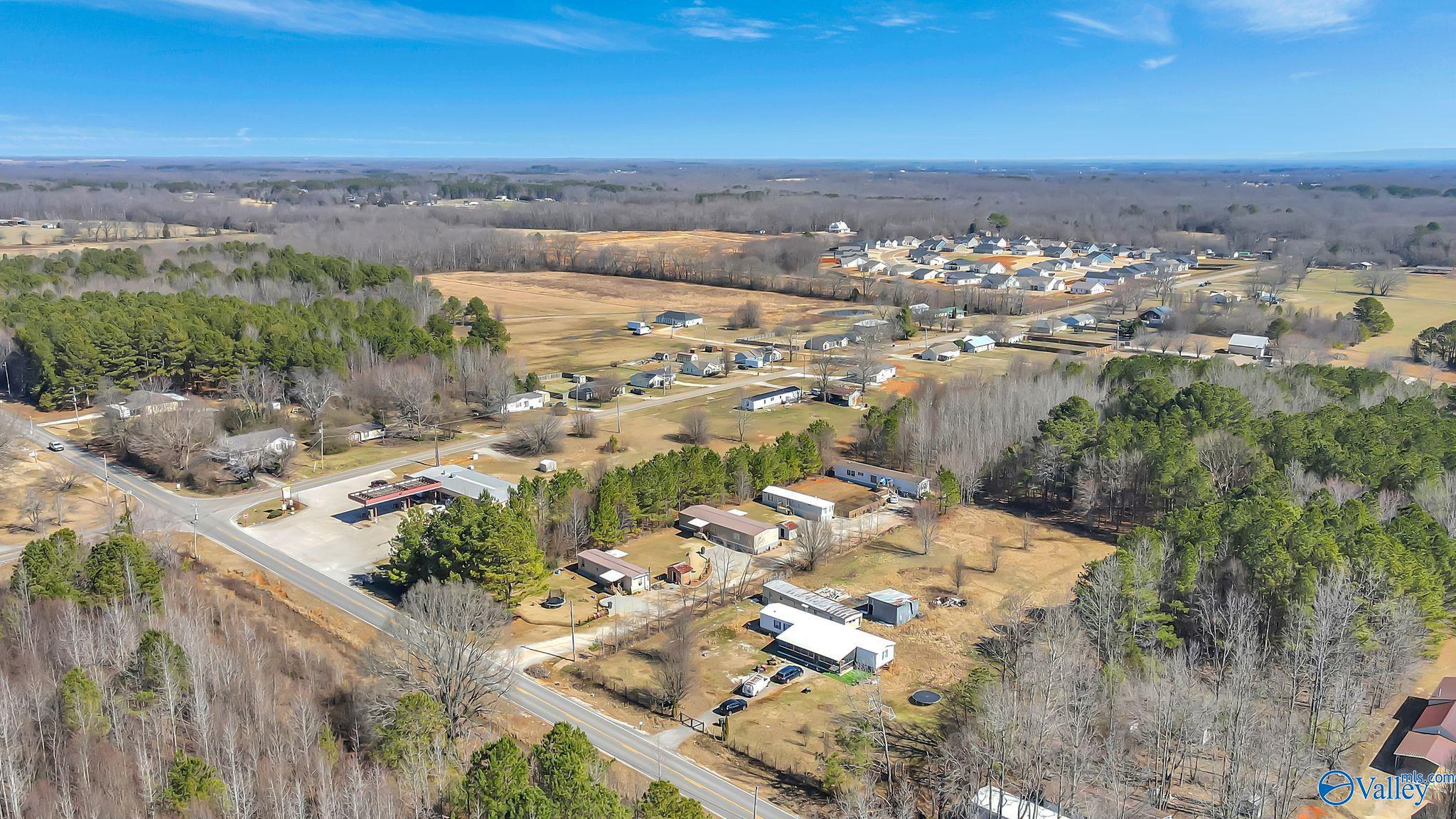 501 Scott Road, Toney, Alabama image 7