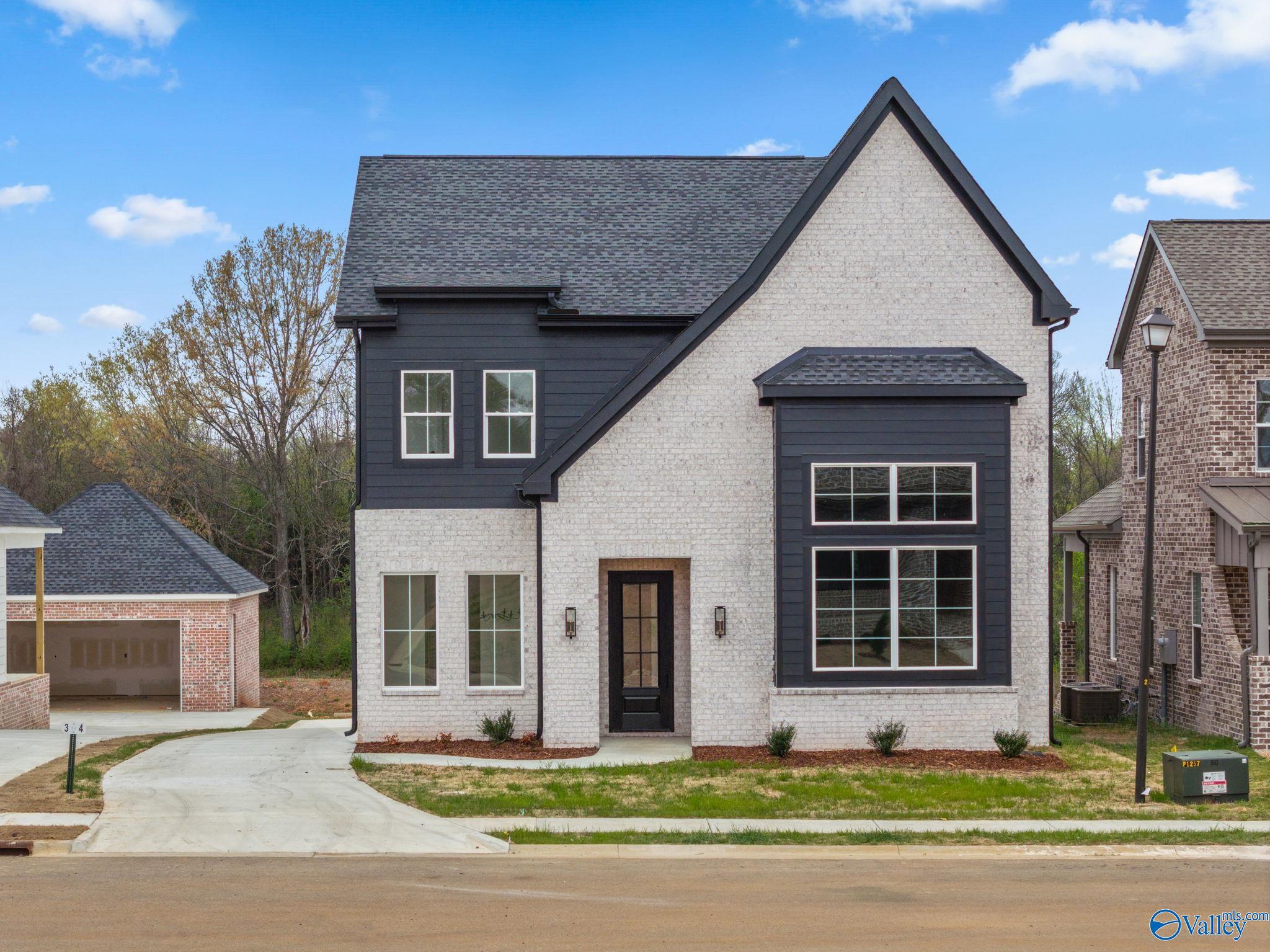 201 Fame Avenue, Tuscumbia, Alabama image 1