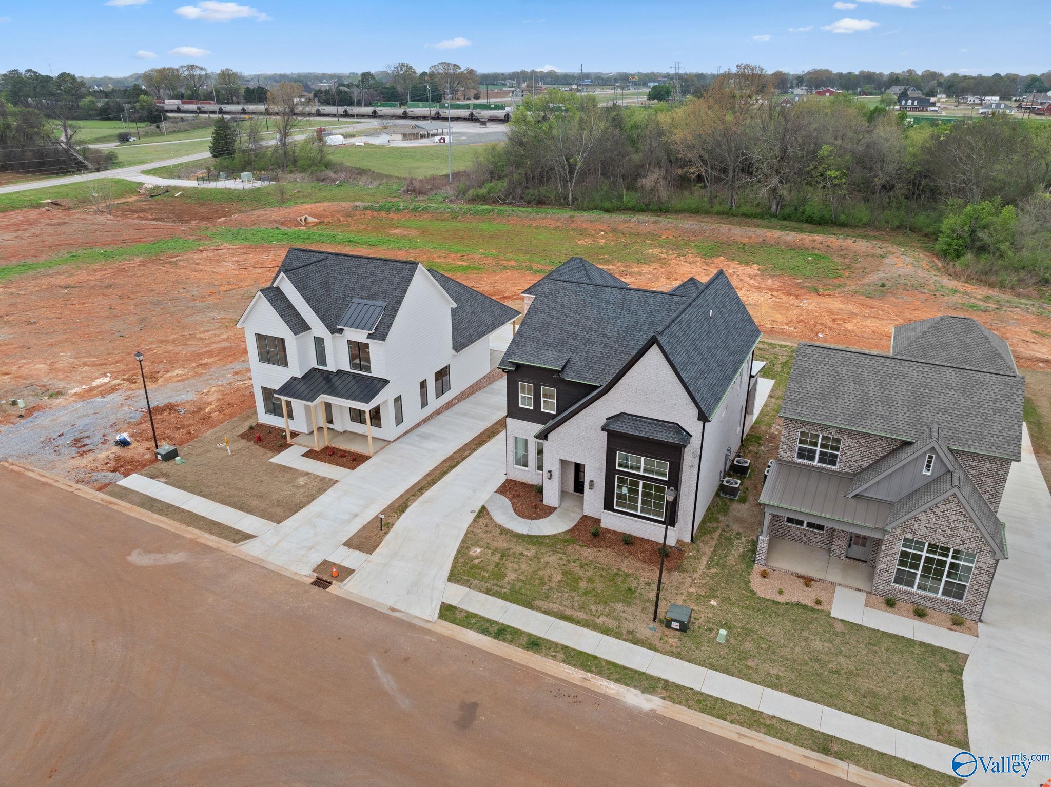 201 Fame Avenue, Tuscumbia, Alabama image 6