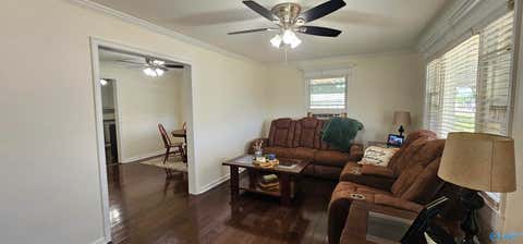 Homes For Sale - 512 Linden Street<br/> Jackson County, Scottsboro, AL 35768