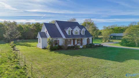 Homes For Sale - 3163 County Road 45<br/> Lawrence County, Town Creek, AL 35672