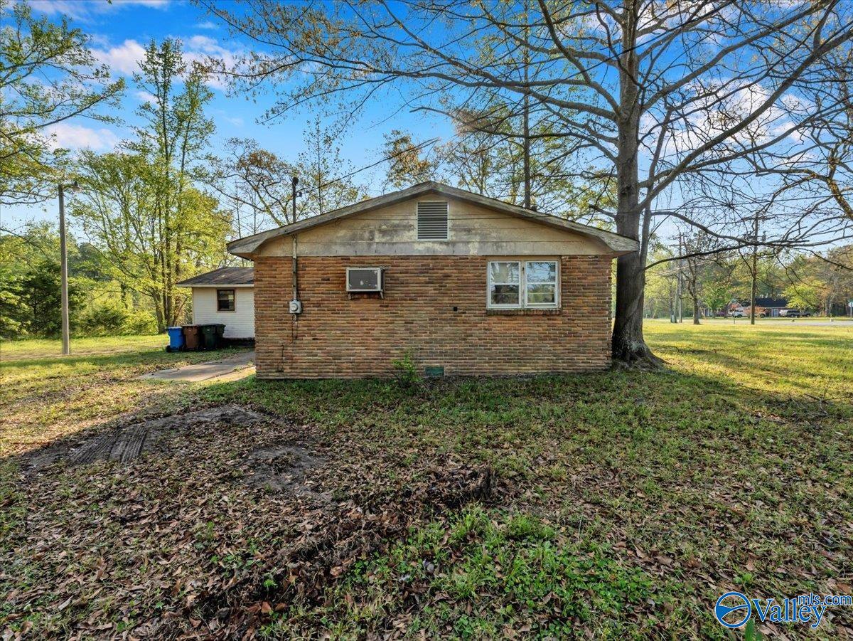 1698 Parker Road, Hartselle, Alabama image 5
