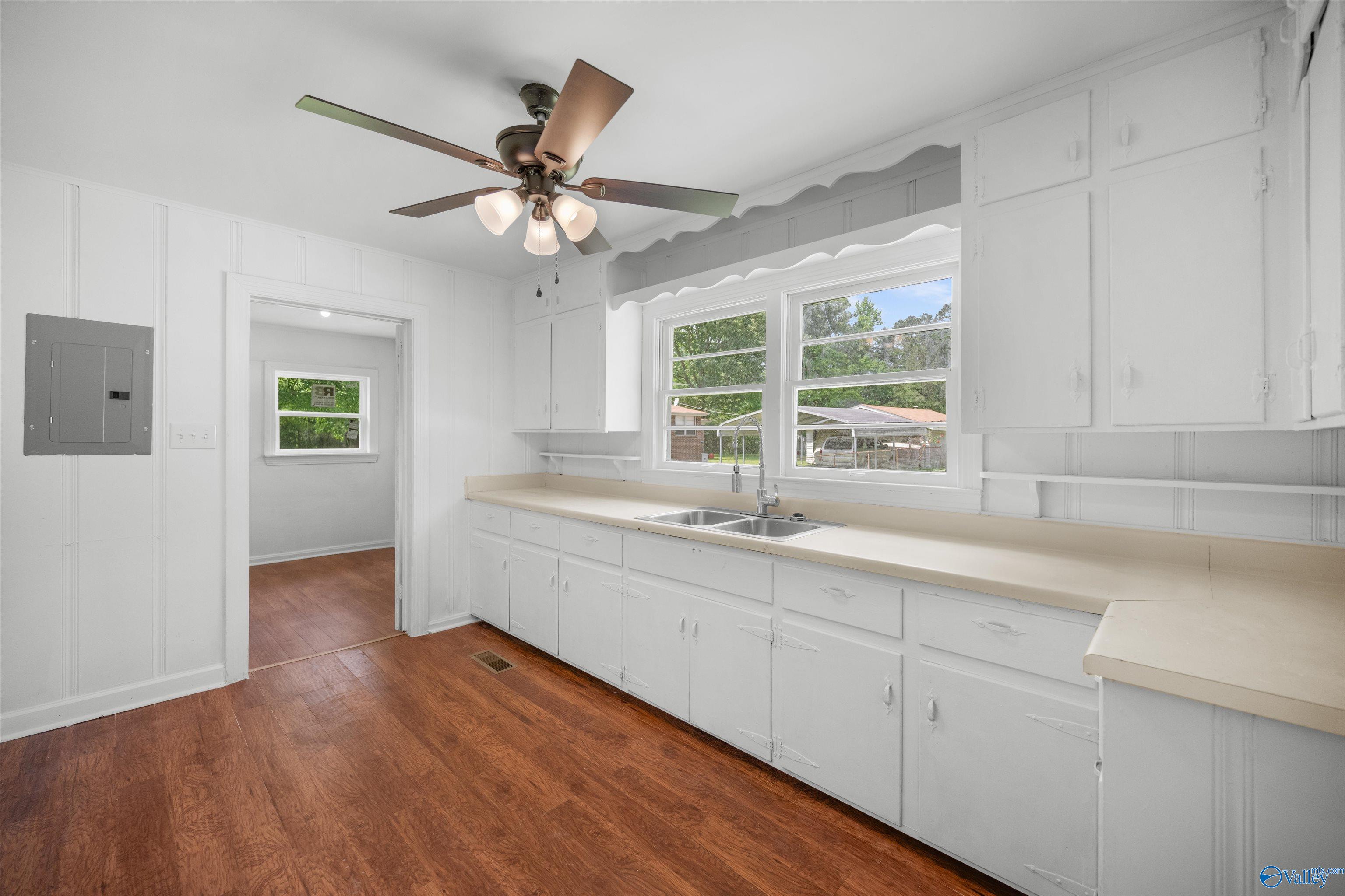 1202 Goodyear Avenue, Gadsden, Alabama image 9
