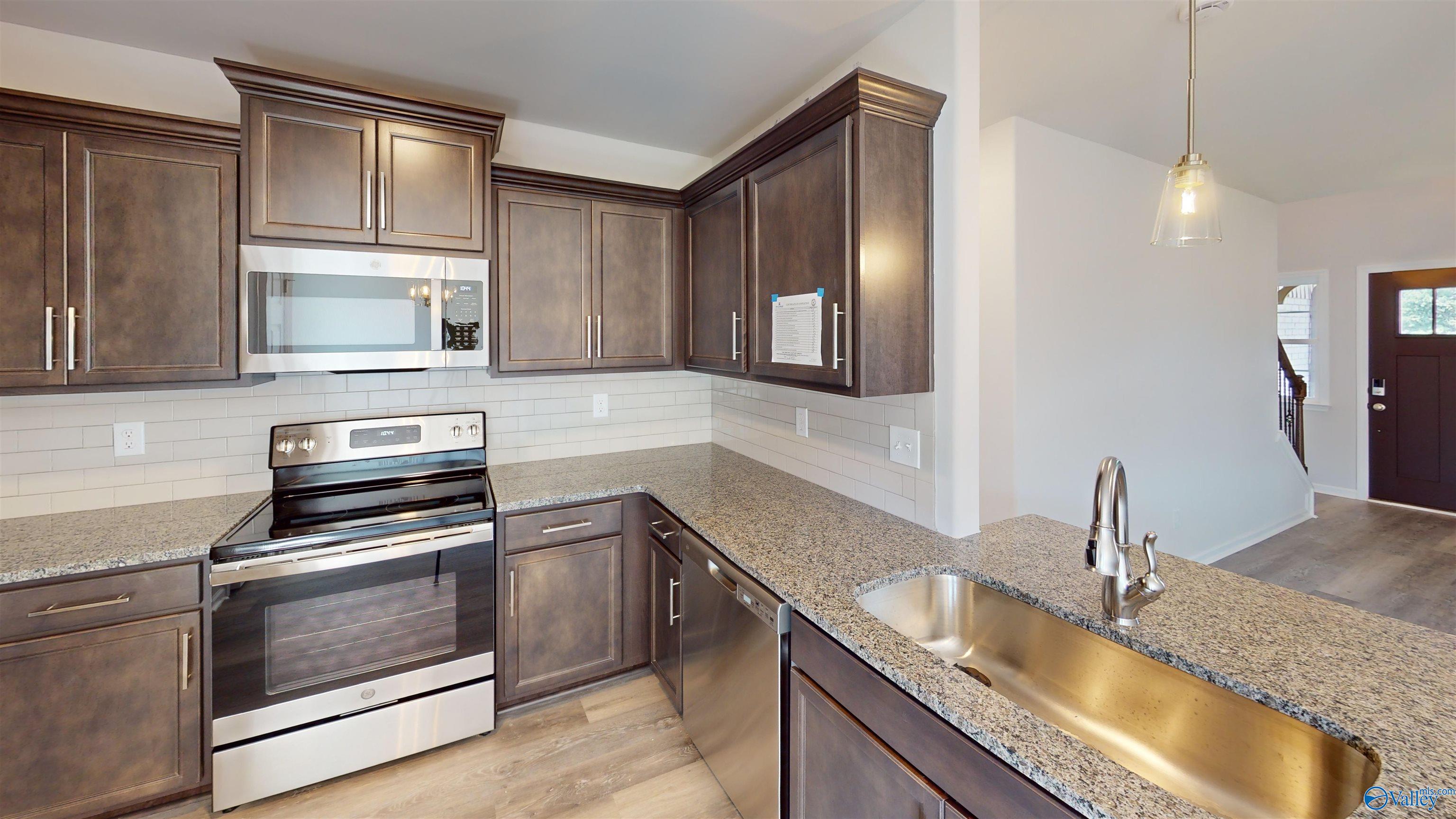 209 Roman Randall Road, New Market, Alabama image 5