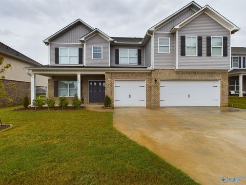 Photo of 408 Arcanum Lane, New Market, AL 35761 (MLS # 21911678)