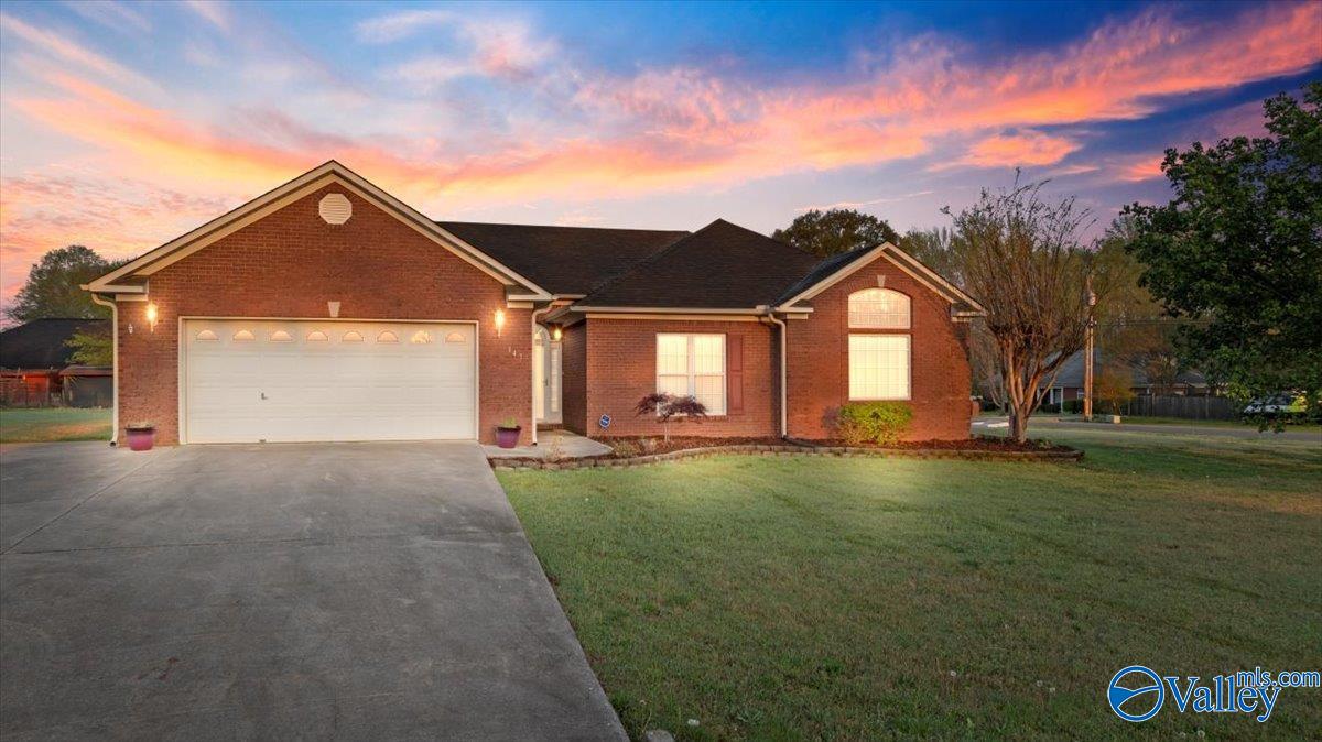 147 Singletree Drive, Hazel Green, Alabama image 1
