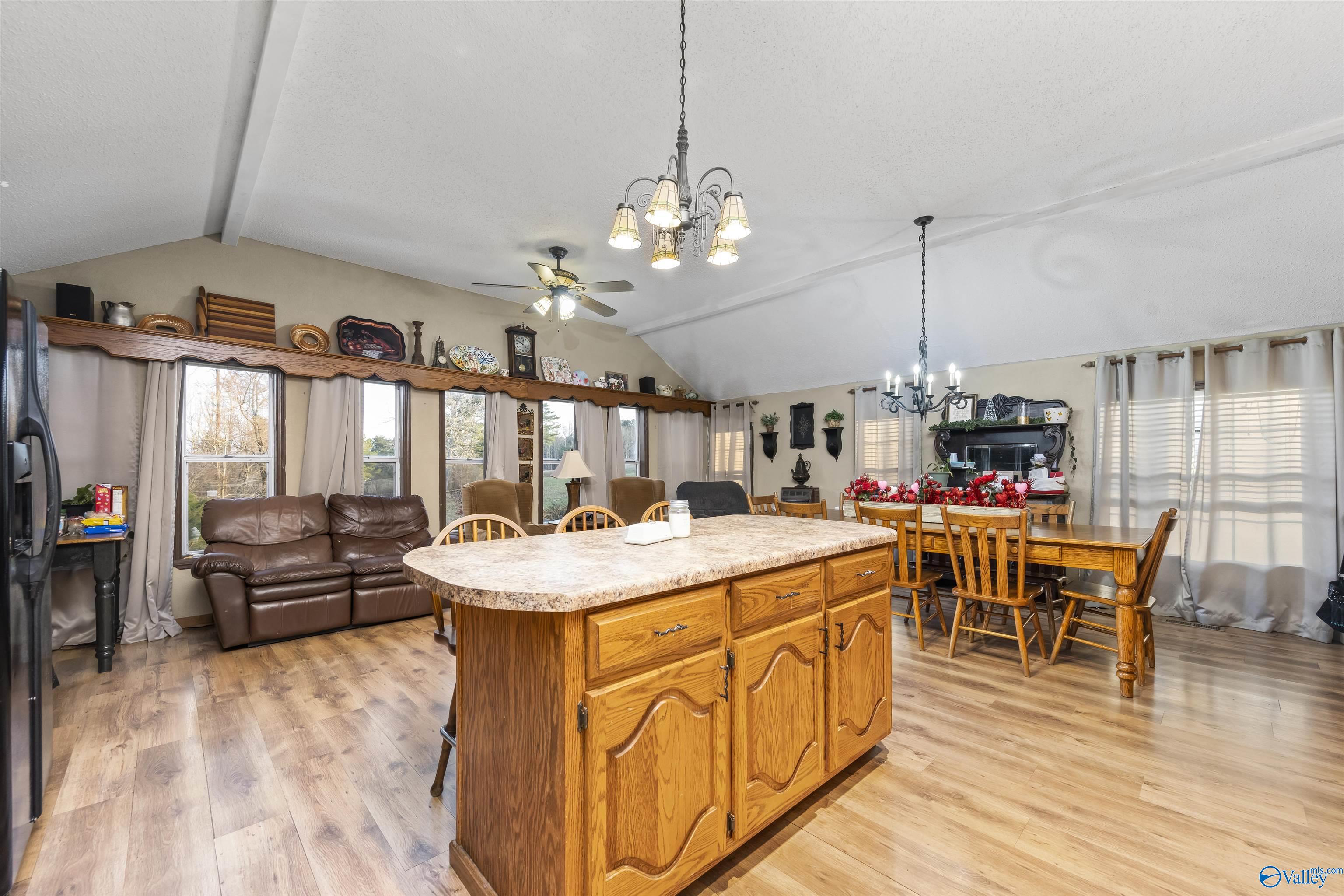 3154 County Road 1082, Vinemont, Alabama image 8
