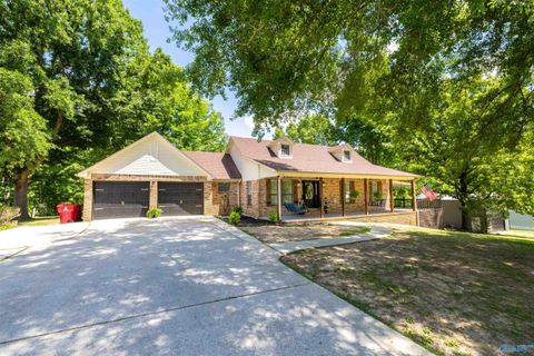 Homes For Sale - 2099 County Road 1<br/> Marion County, Hamilton, AL 35570