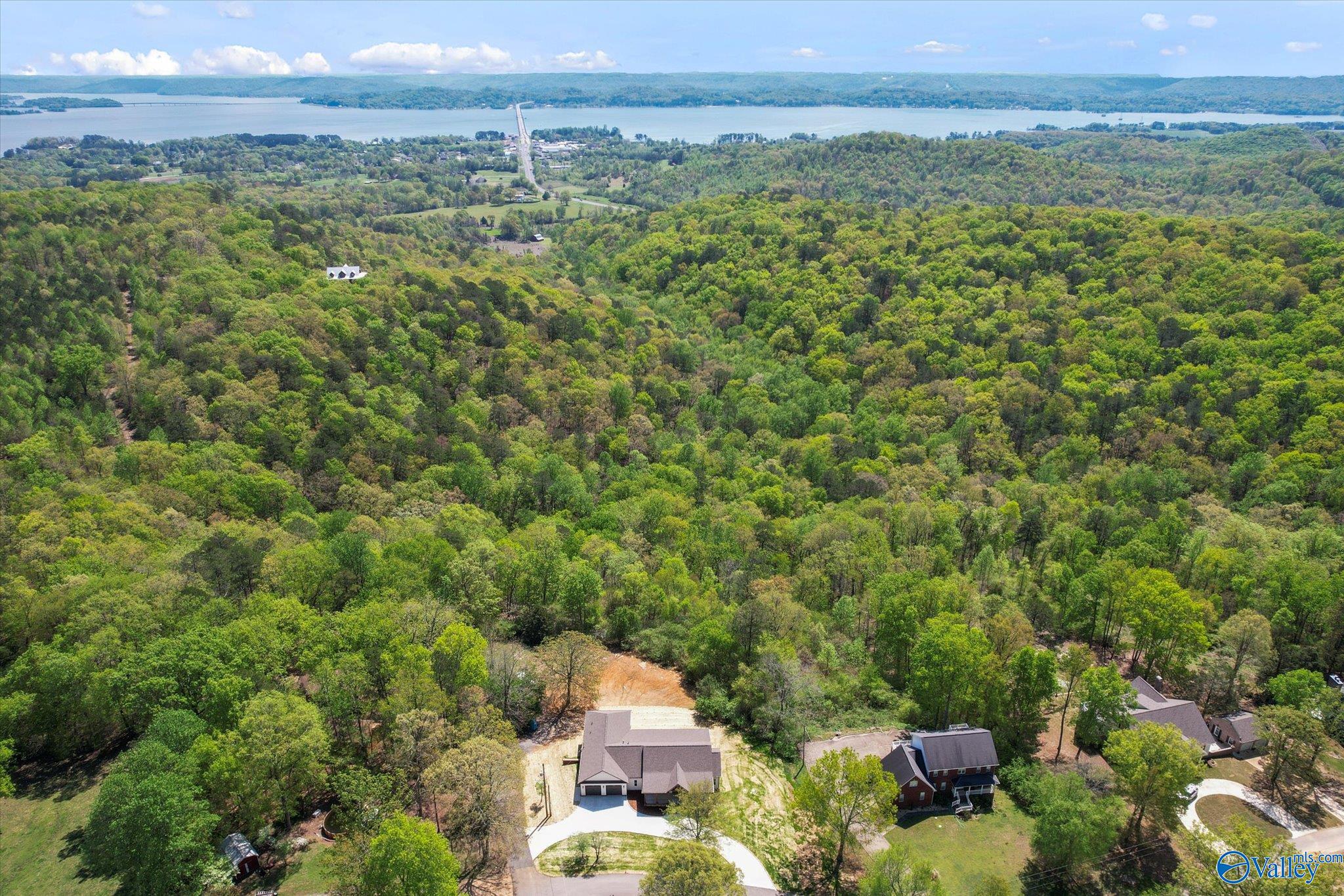 288 Rush Circle, Guntersville, Alabama image 40