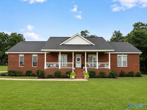 Homes For Sale - 75 Colleen Court<br/> Cherokee County, Centre, AL 35960