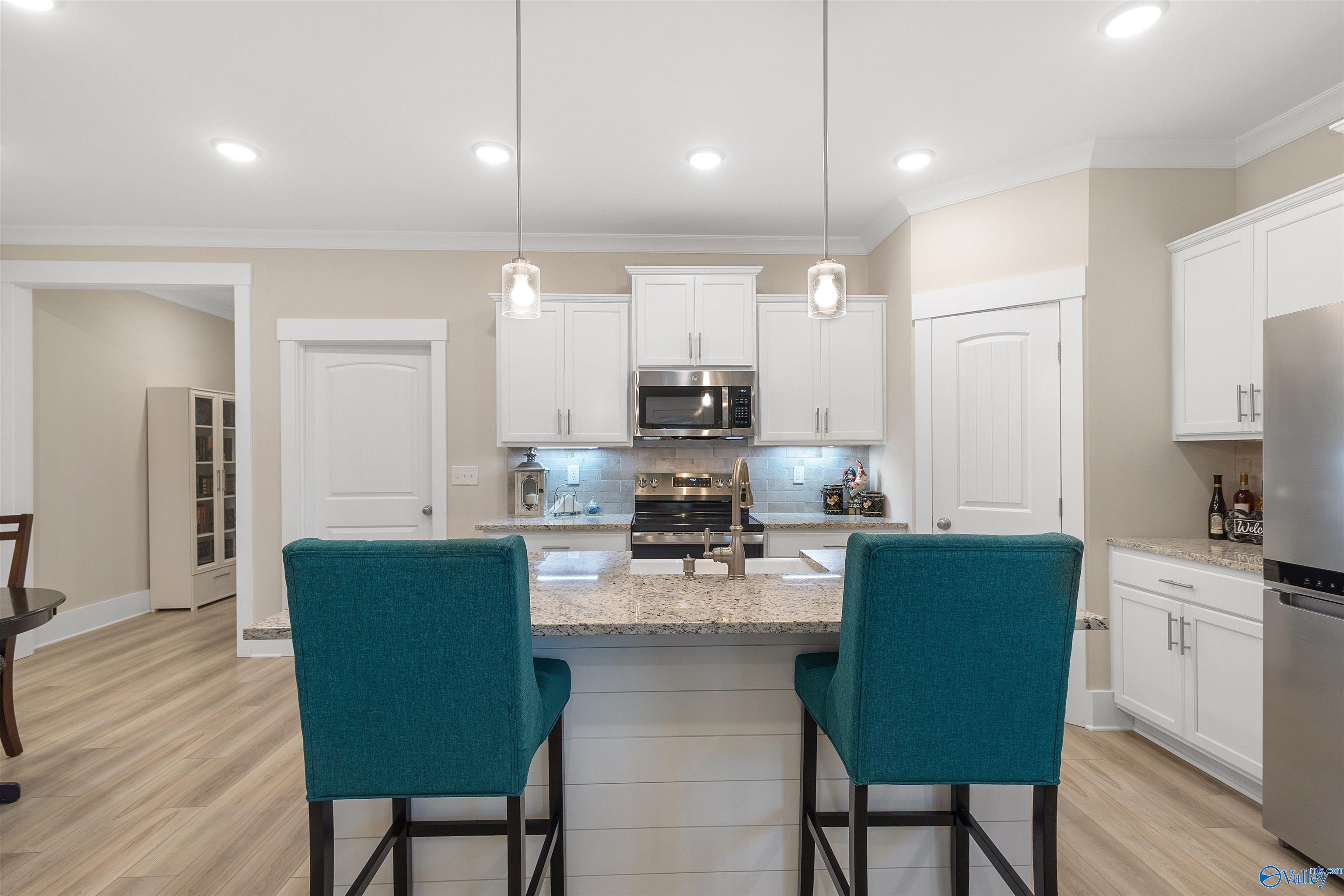413 Lando Cain Road, Hartselle, Alabama image 6