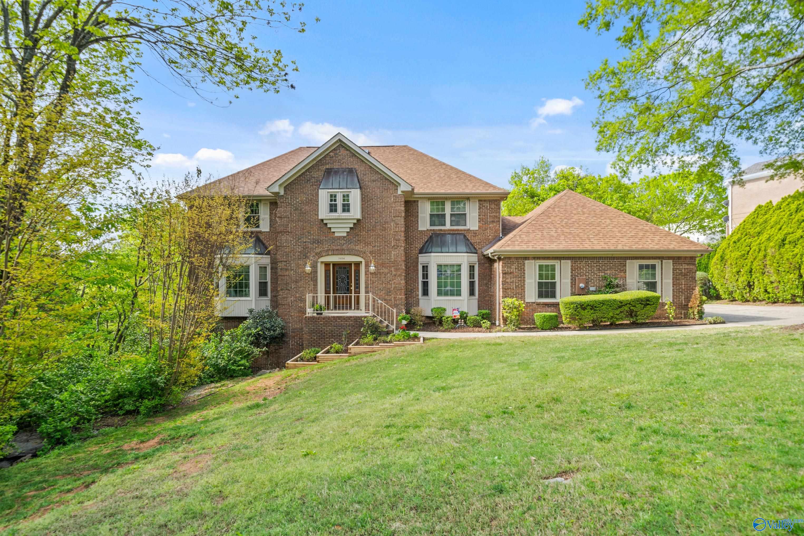 1604 Chandler Road, Huntsville, Alabama image 1