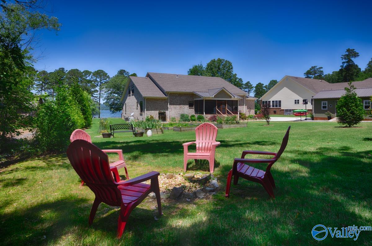 2315 Sunset Drive, Guntersville, Alabama image 9