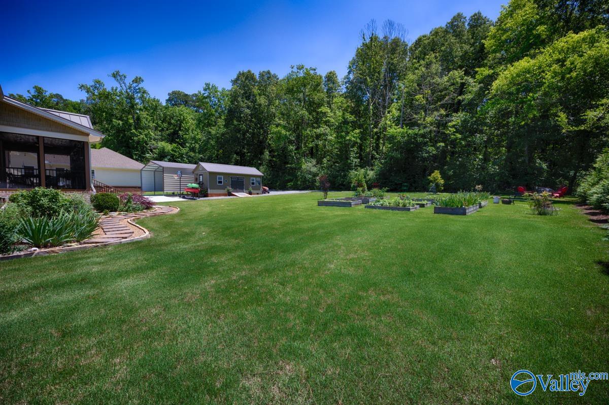 2315 Sunset Drive, Guntersville, Alabama image 16